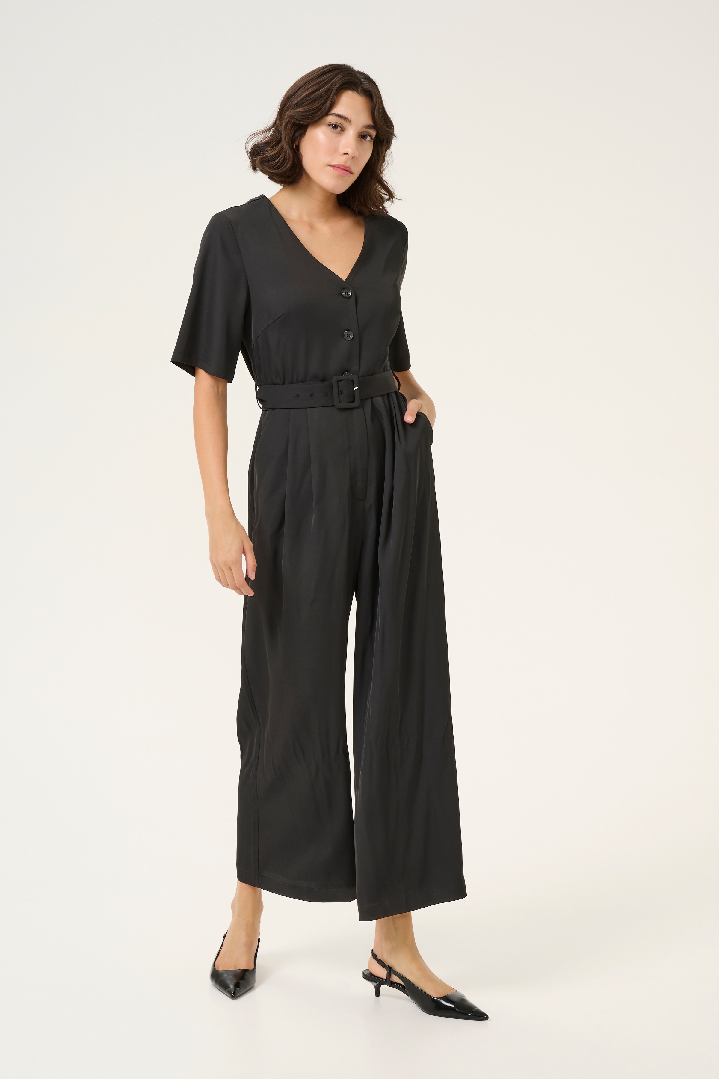 KAjiana Overall LOOKBOOK FRONT 10509659-100121