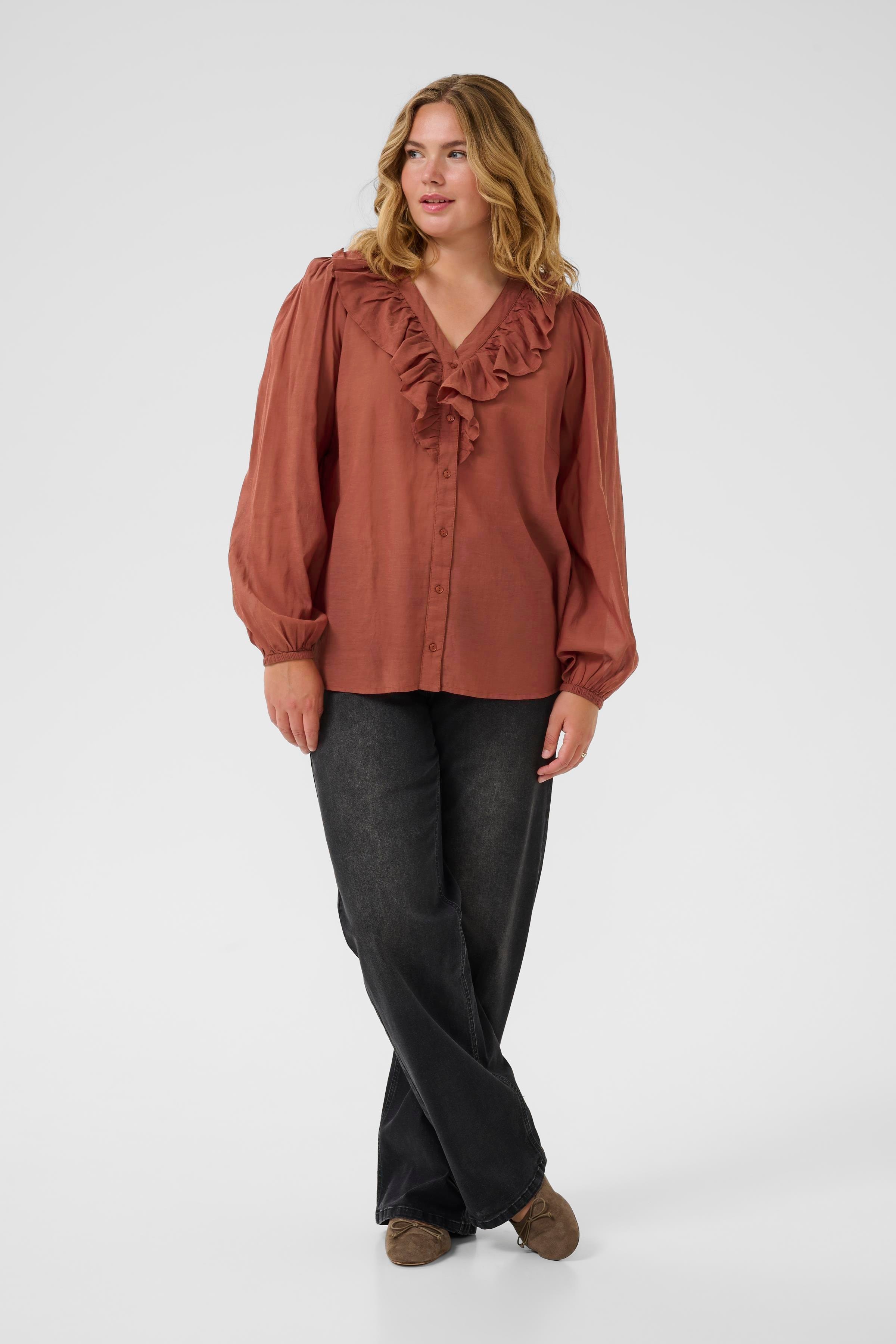 KClana Bluse LOOKBOOK FRONT 10584098-191334