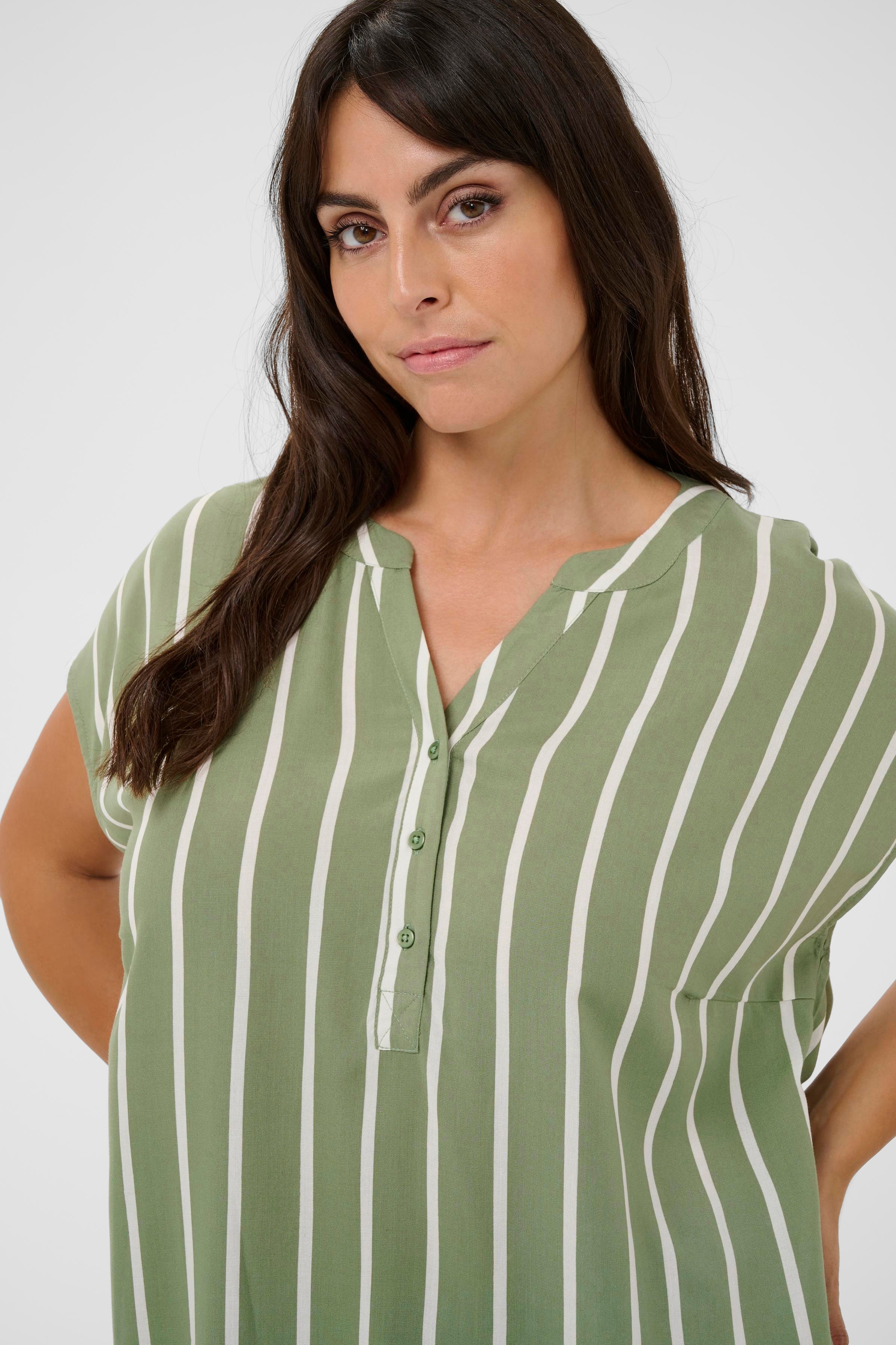 KCsida Blouse LOOKBOOK DETAIL 10581573-109426