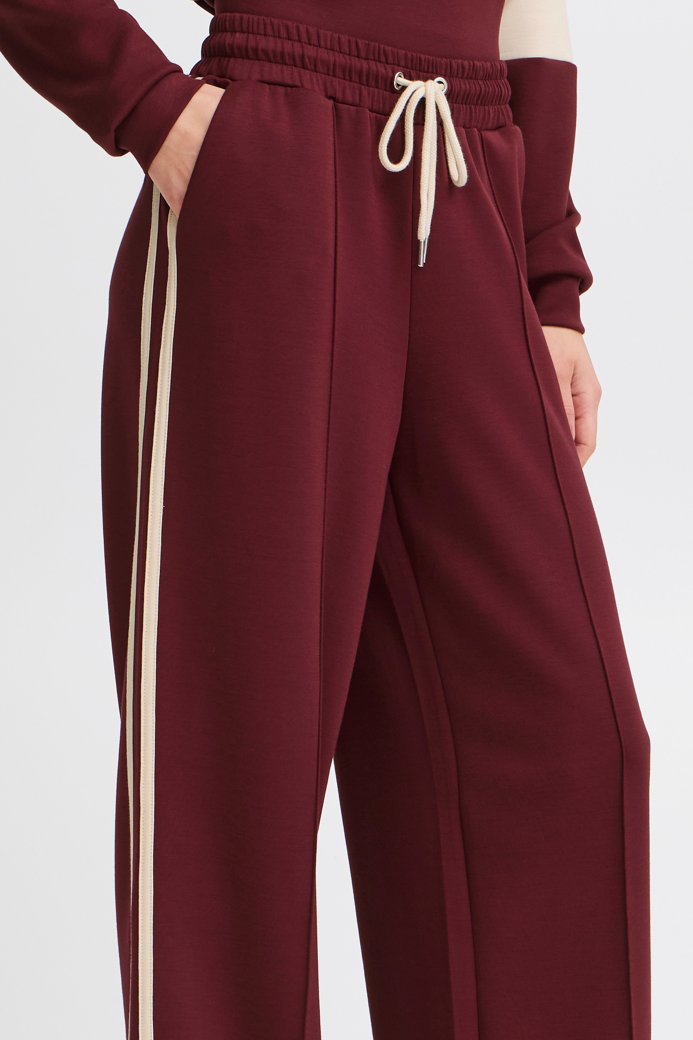 BYPUSTI Bukser LOOKBOOK DETAIL 20818053-191627
