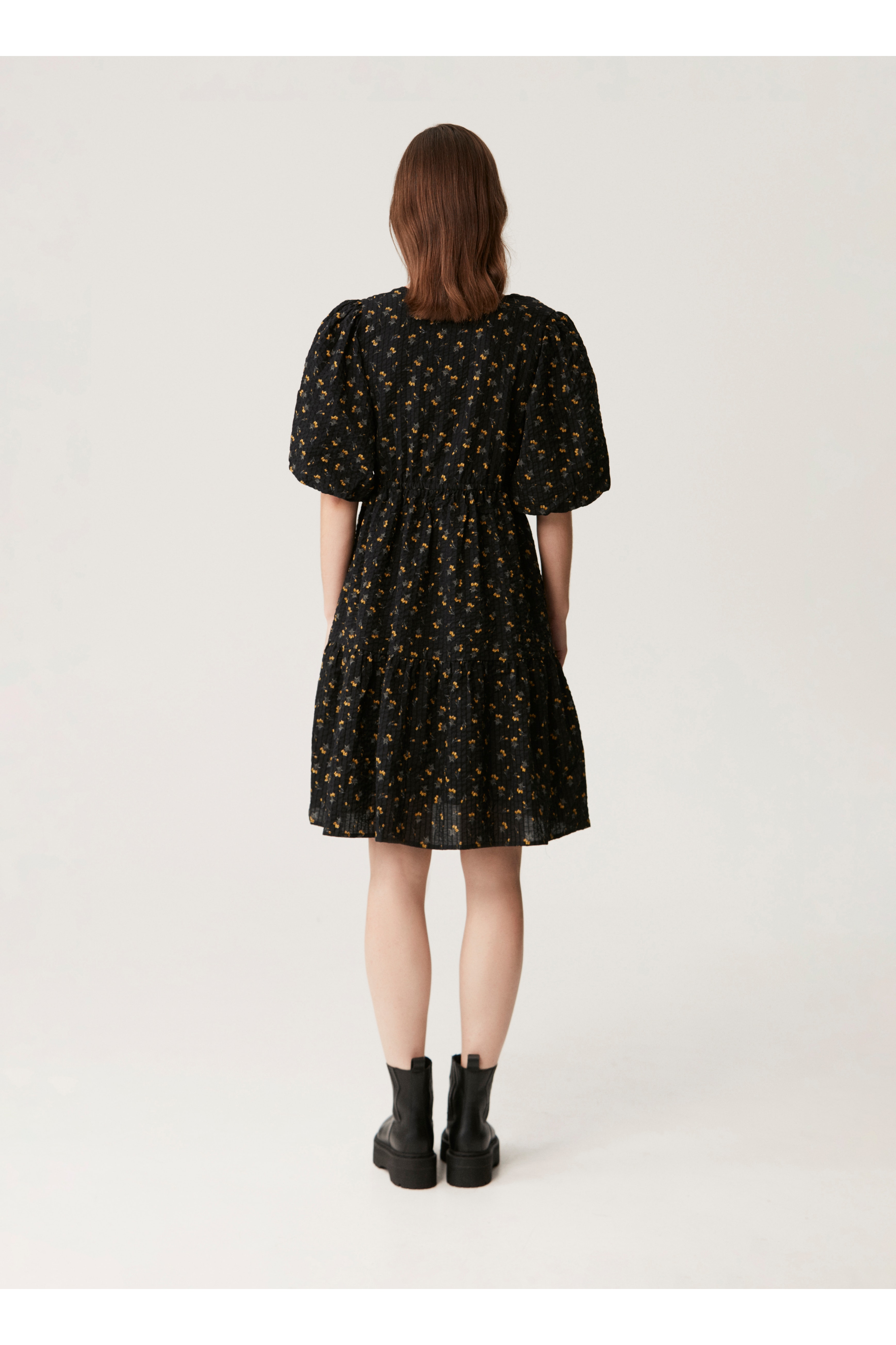 AveryGZ Kjole LOOKBOOK FRONT 10905399-101509