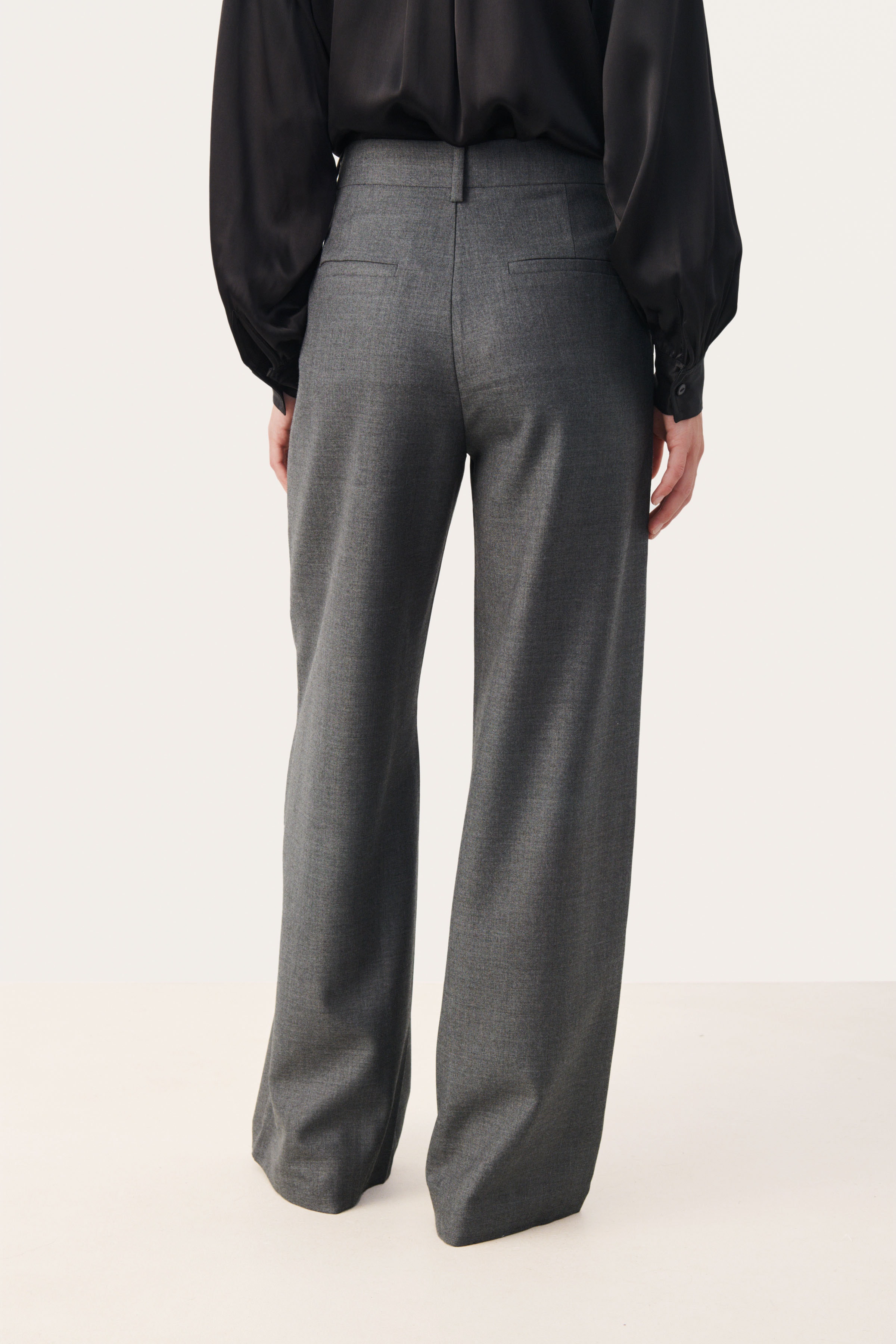 CaidanePW Trousers LOOKBOOK BACK 30308374-1740161