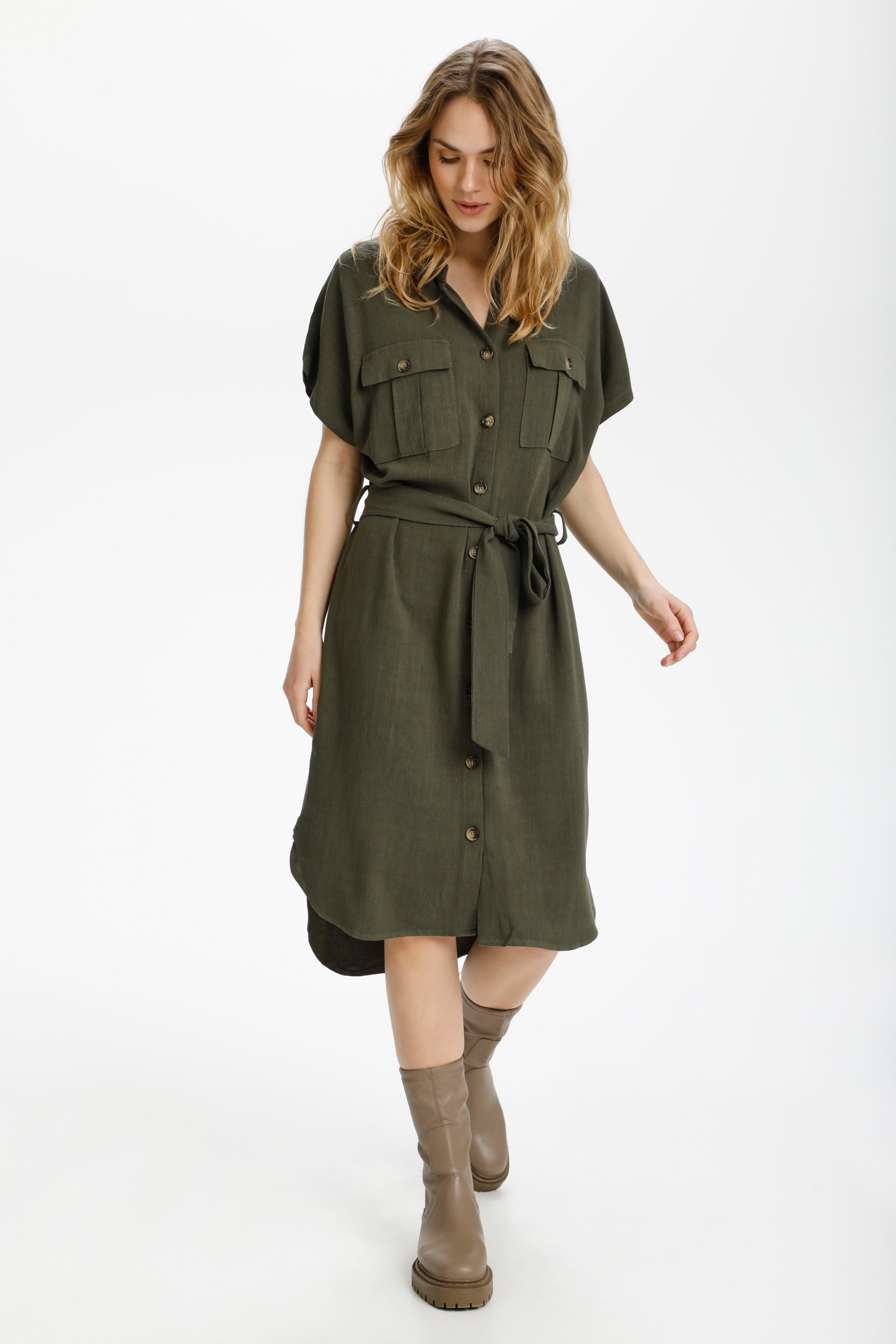 KAliny Shirt Kjole LOOKBOOK FRONT 10505459-190511