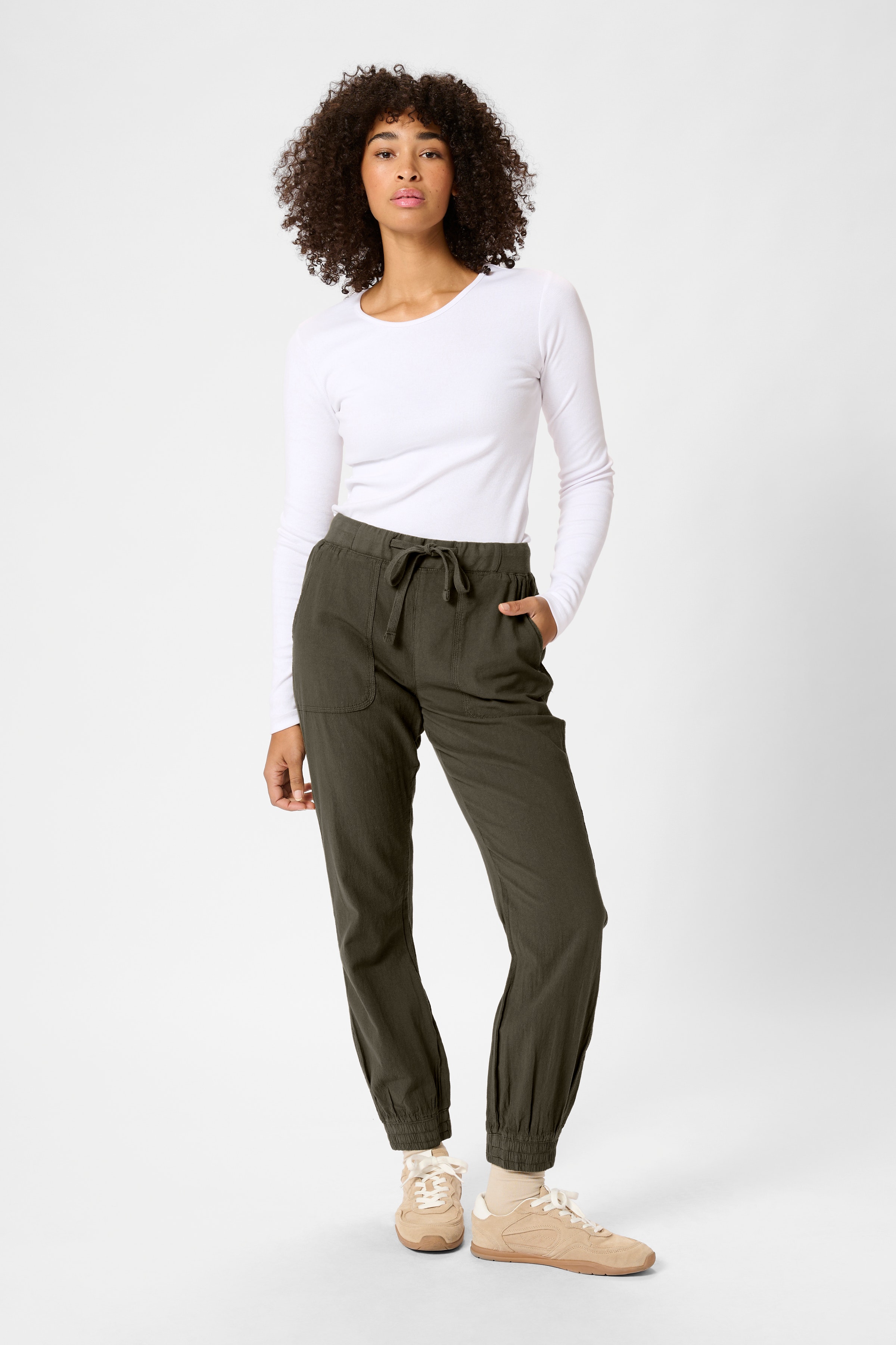 KAnaya Trousers LOOKBOOK FRONT 10505397-190511