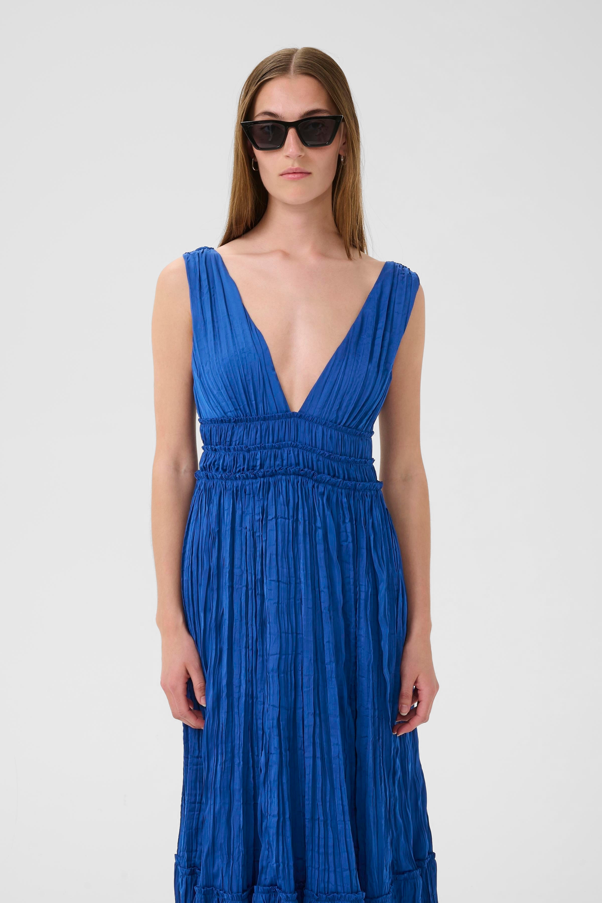 AlexaIW Long Dress LOOKBOOK FRONT 30110852-193953
