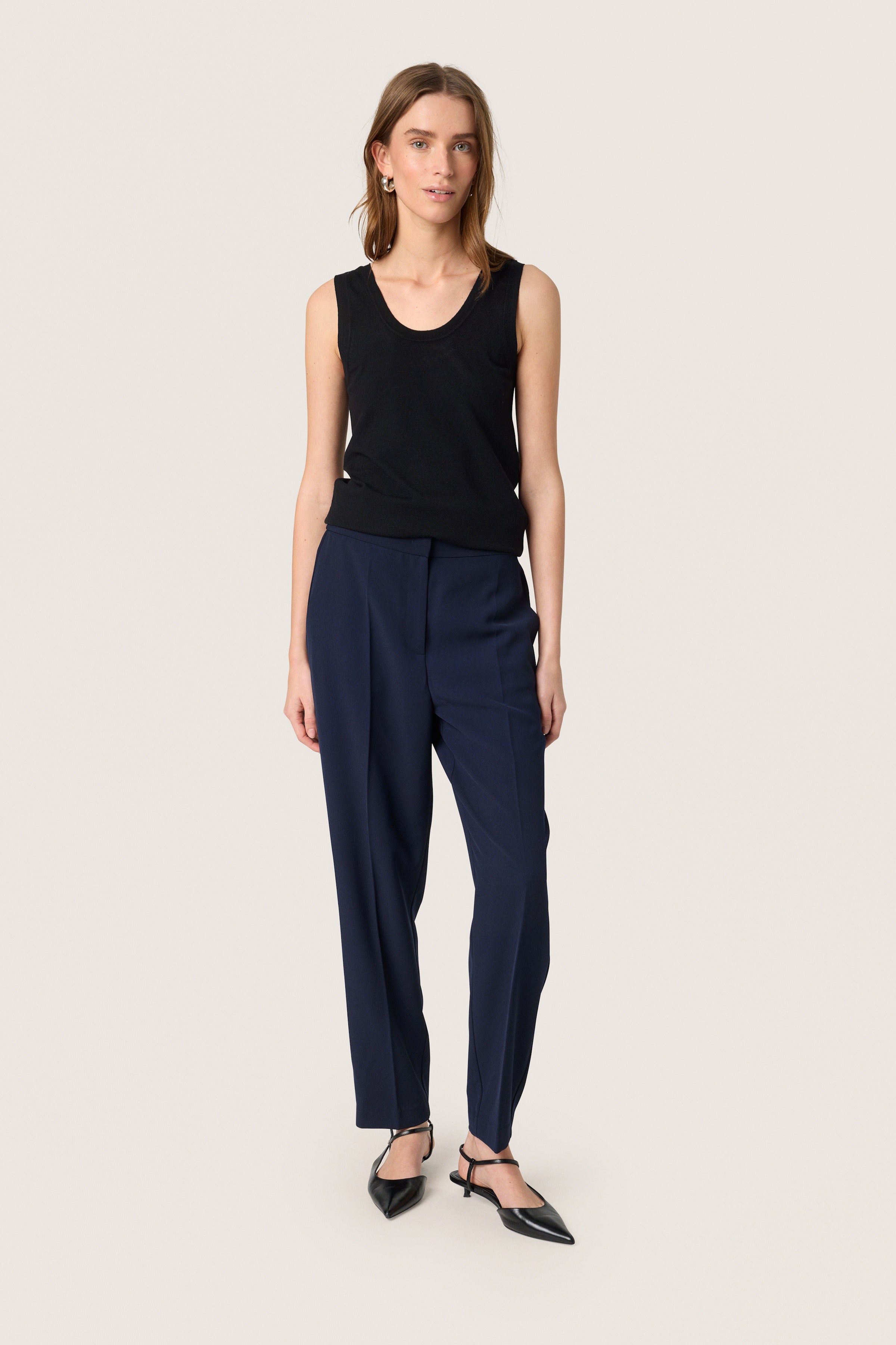 SLCewtona Trousers LOOKBOOK FRONT 30408329-193924