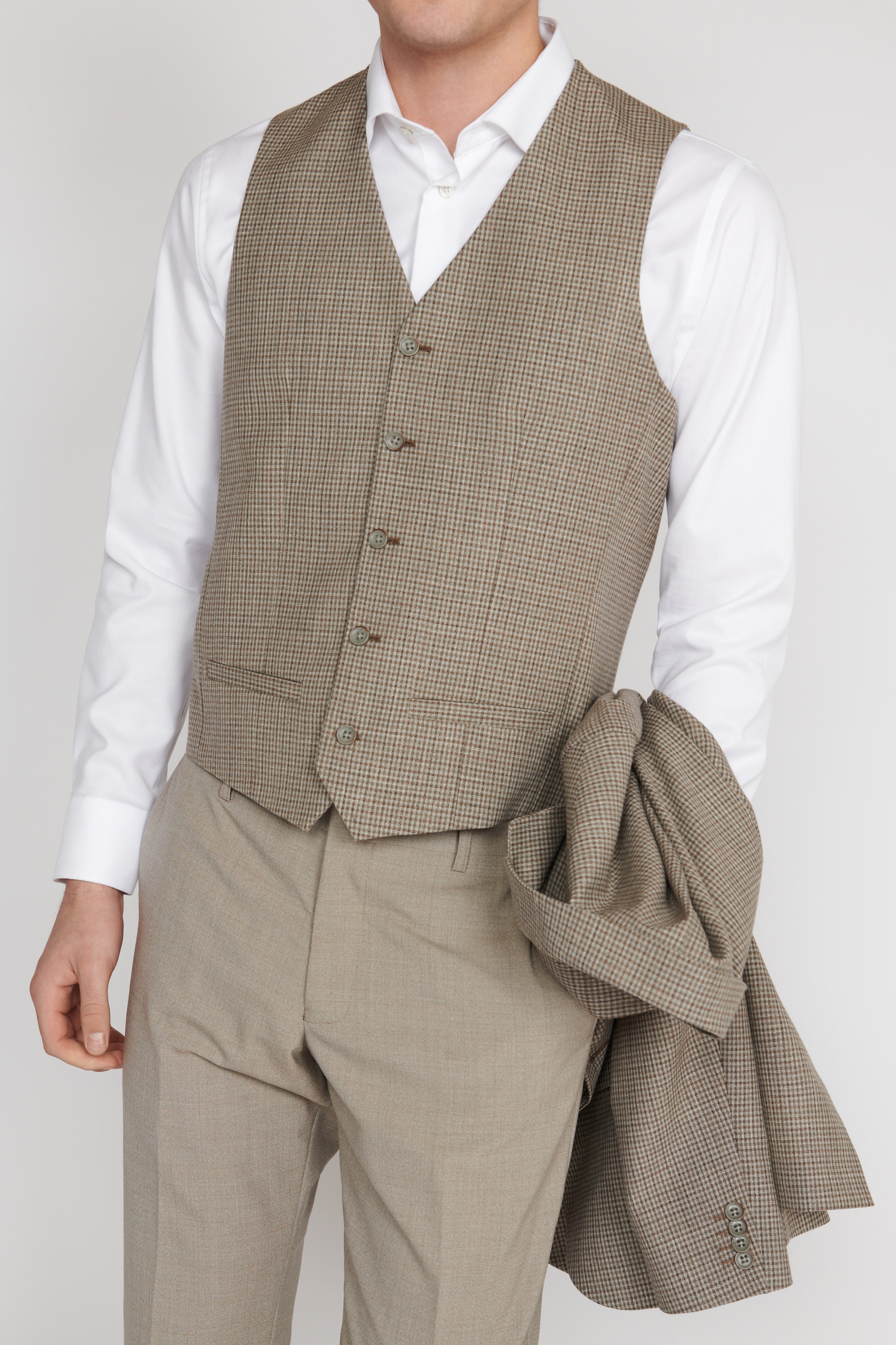 MAbreck Waistcoat LOCATION NONE 30207392-181018