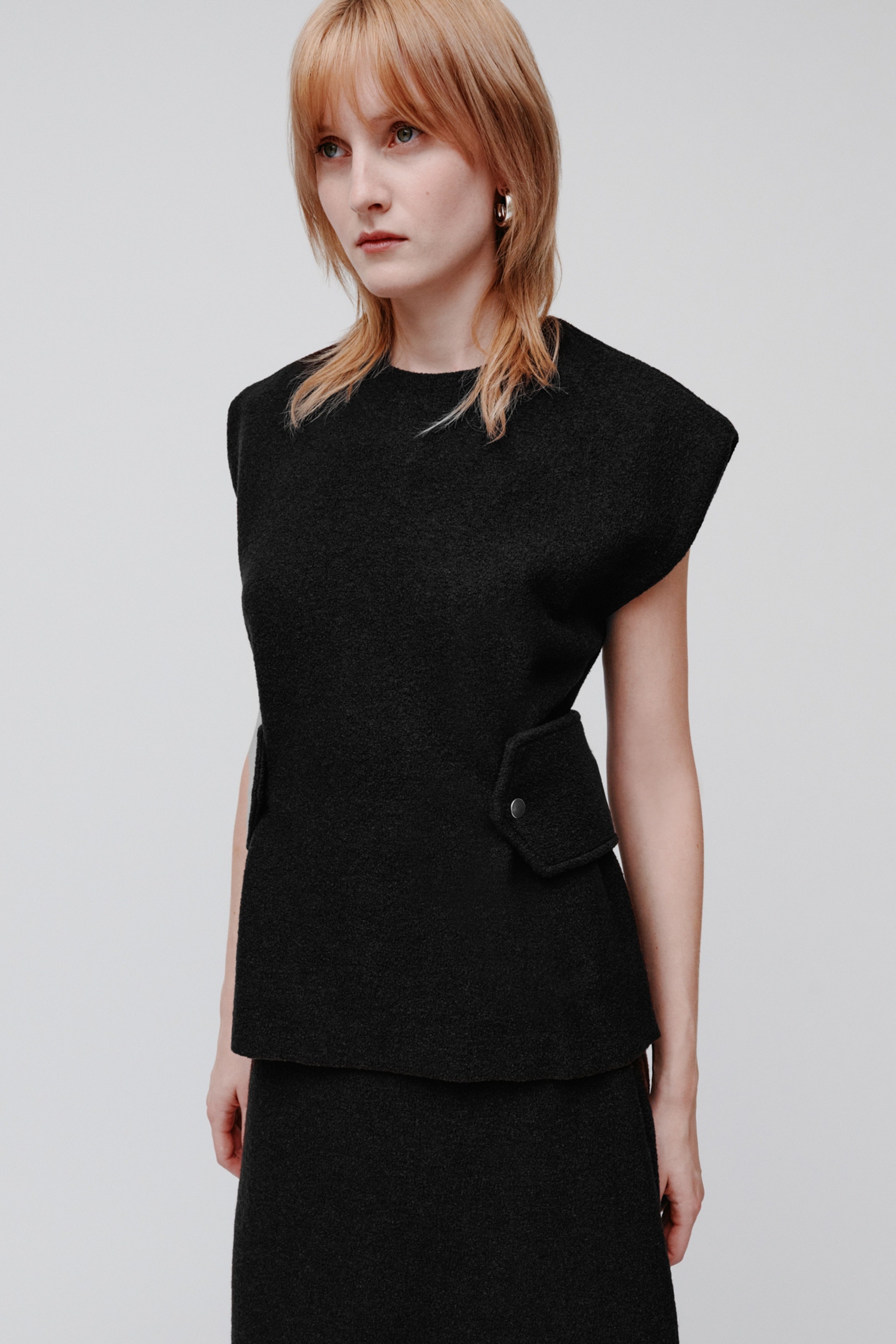 TOULA TOP LOOKBOOK FRONT 30600576-BK999