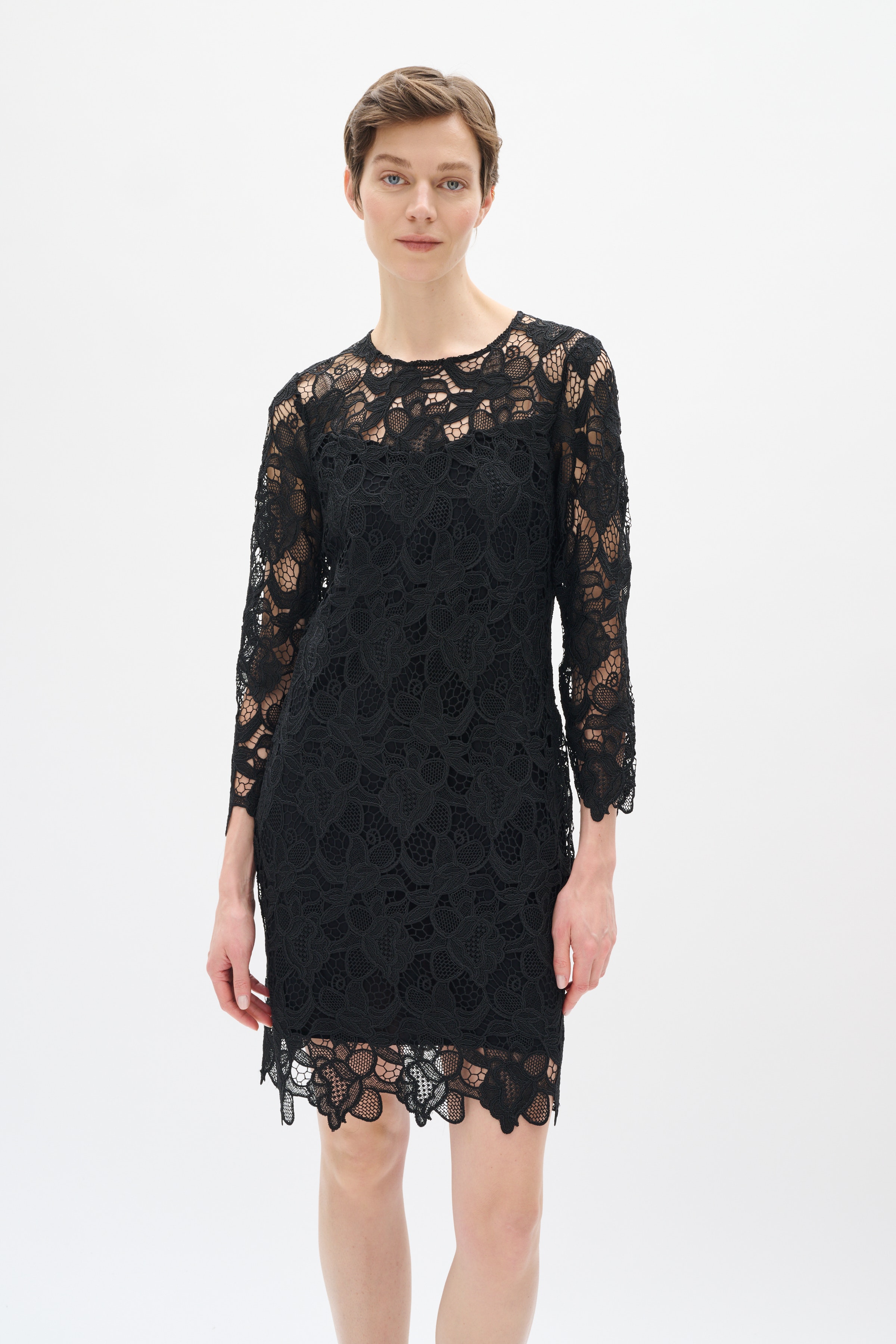 AimeeIW Jurk LOOKBOOK FRONT 30110880-194008