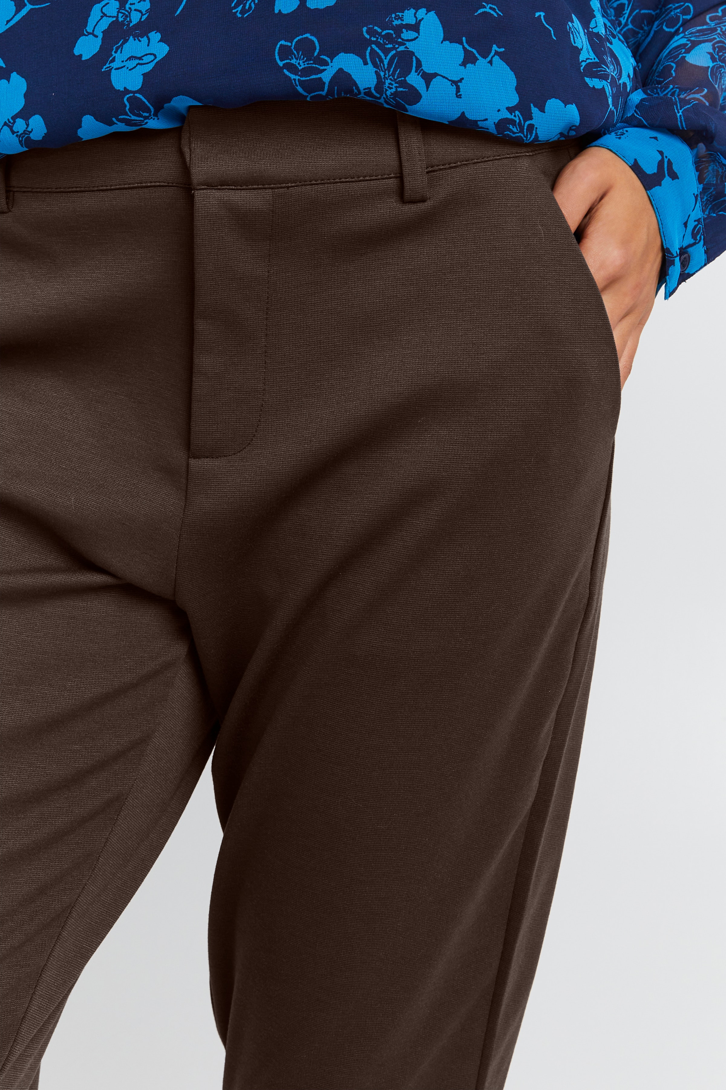 IHKATE Bukser LOOKBOOK DETAIL 20115927-191015