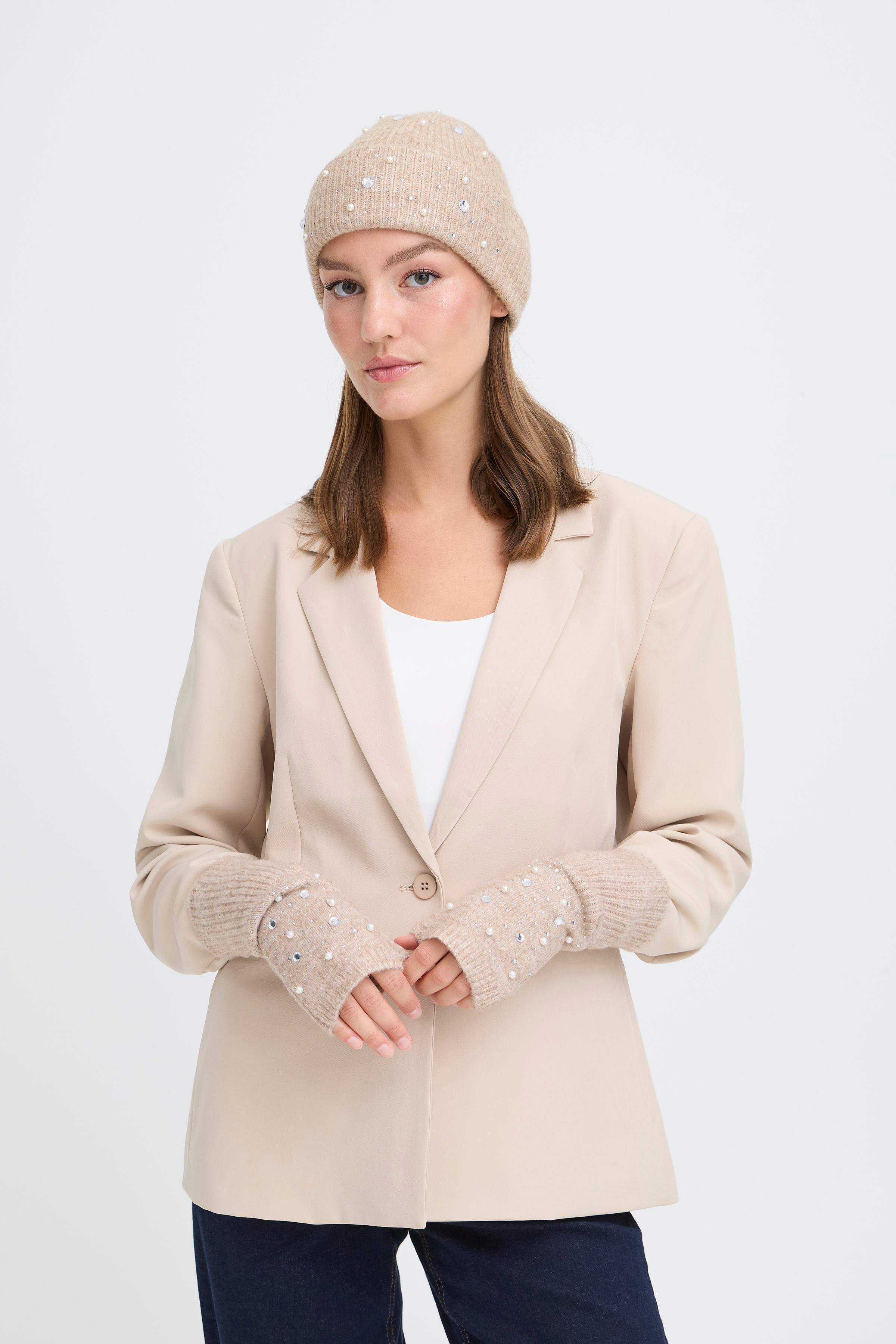 IAMACY Capuche LOOKBOOK FRONT 20124752-1304011