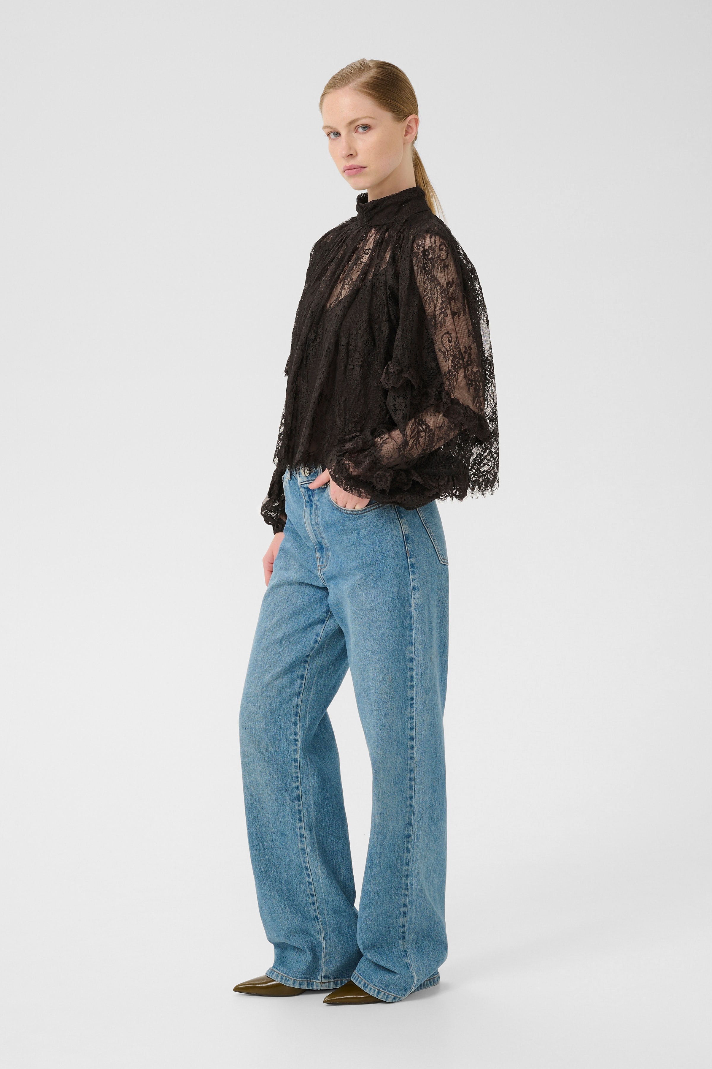 GZlami Blouse LOOKBOOK FRONT 10910810-191018