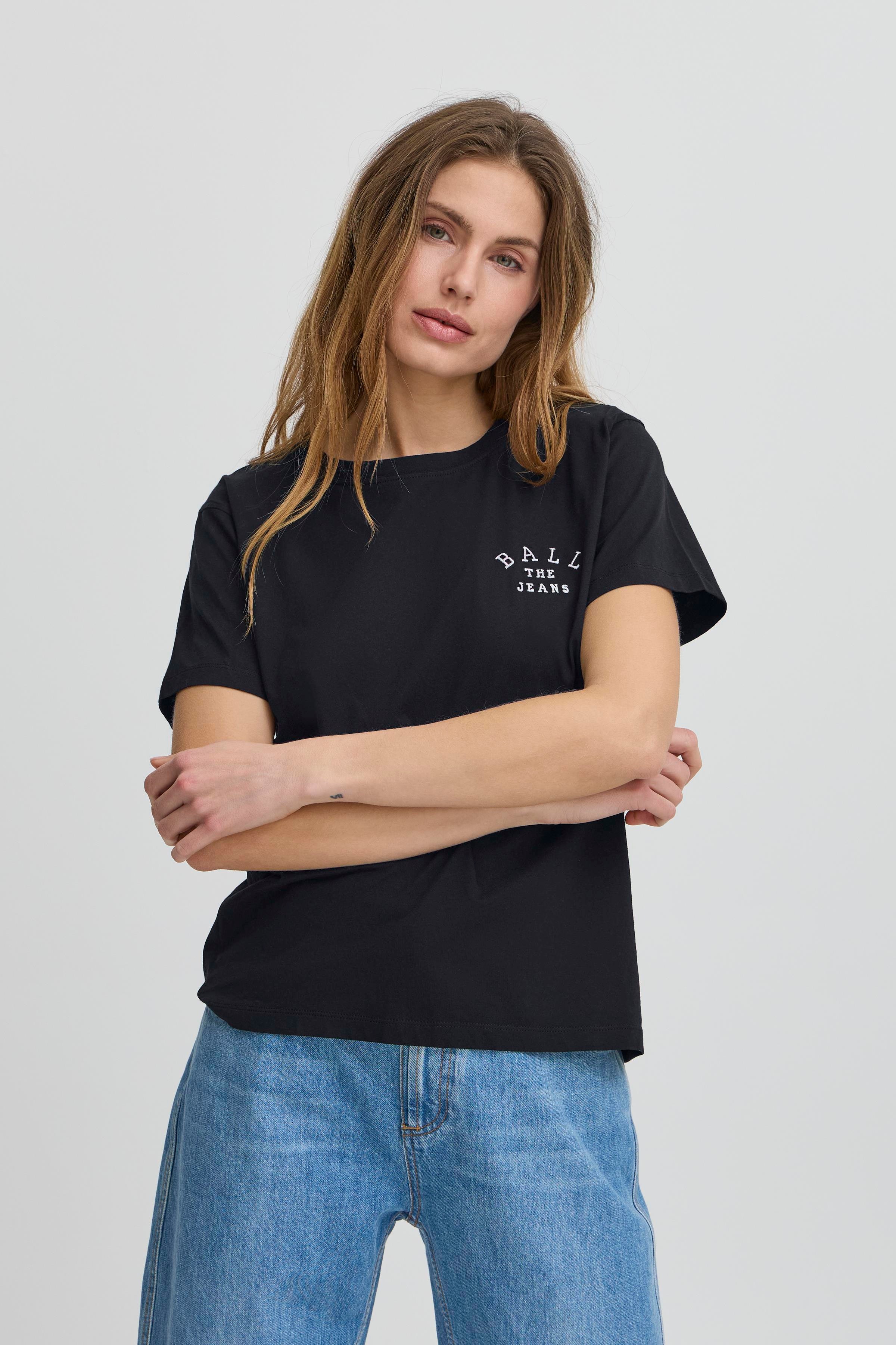 BASAVONA T-shirt LOOKBOOK FRONT 50405152-204005