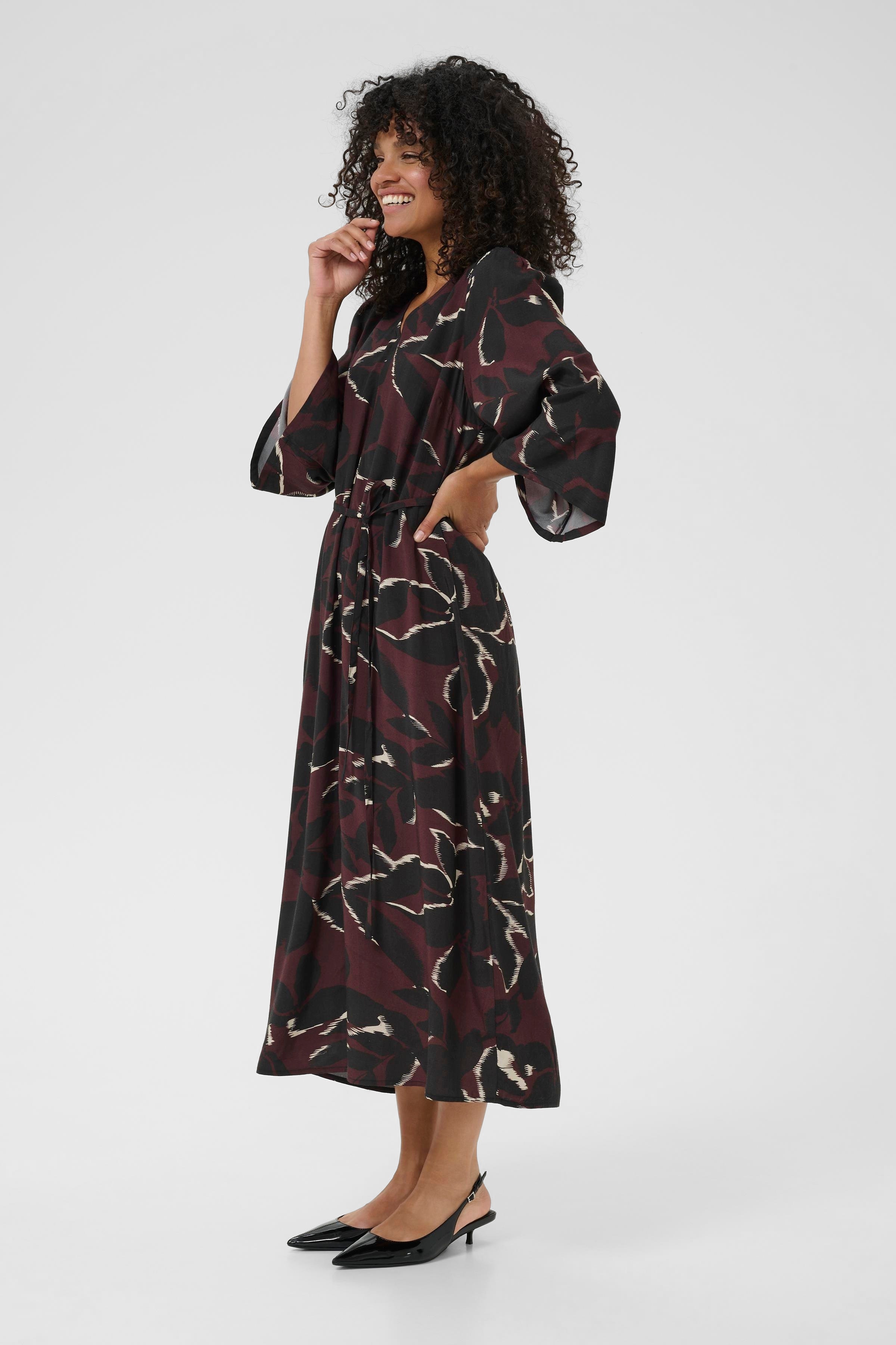 KAmille Kjole LOOKBOOK FRONT 10510576-108224