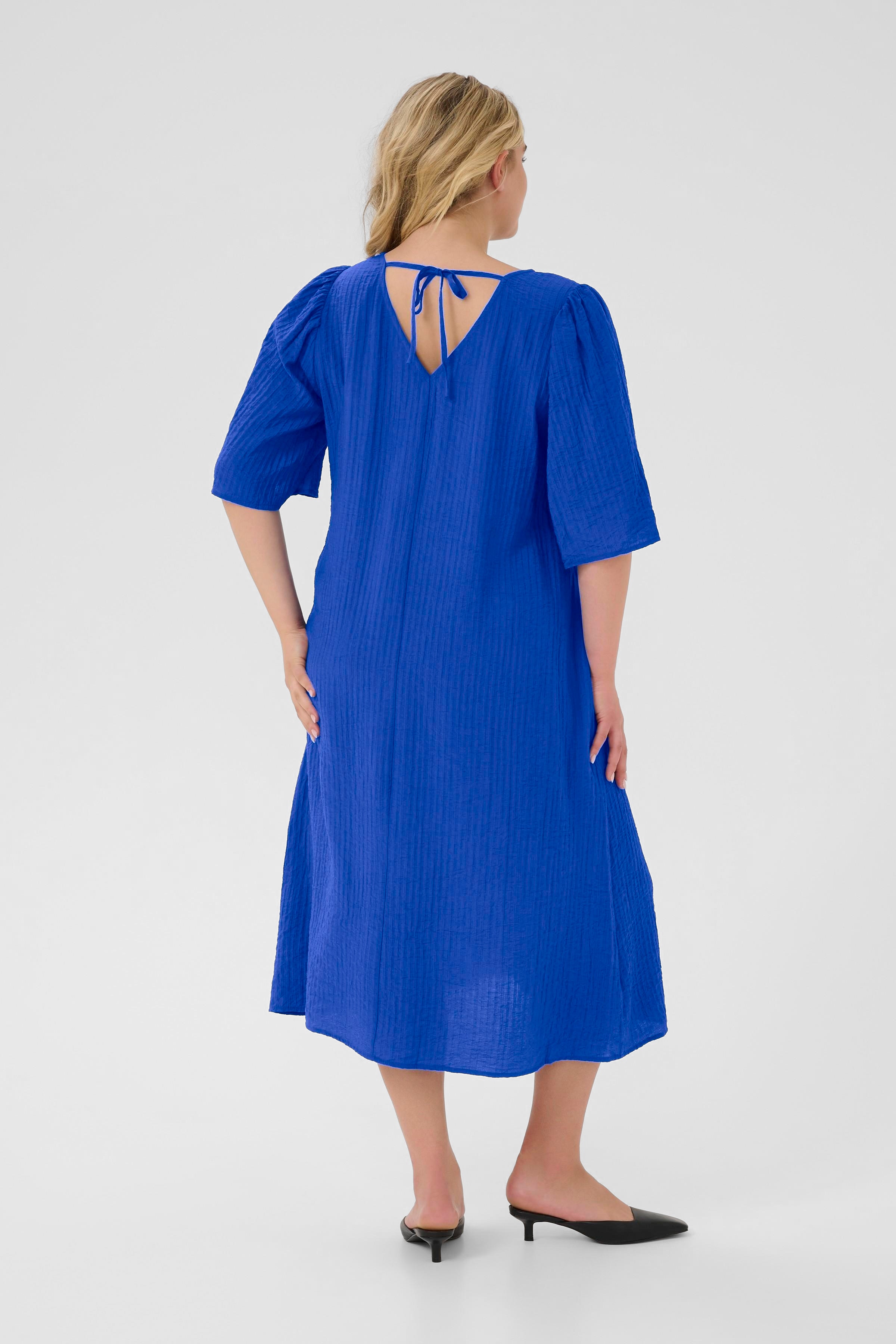 KClisana Kjole LOOKBOOK BACK 10583421-193952