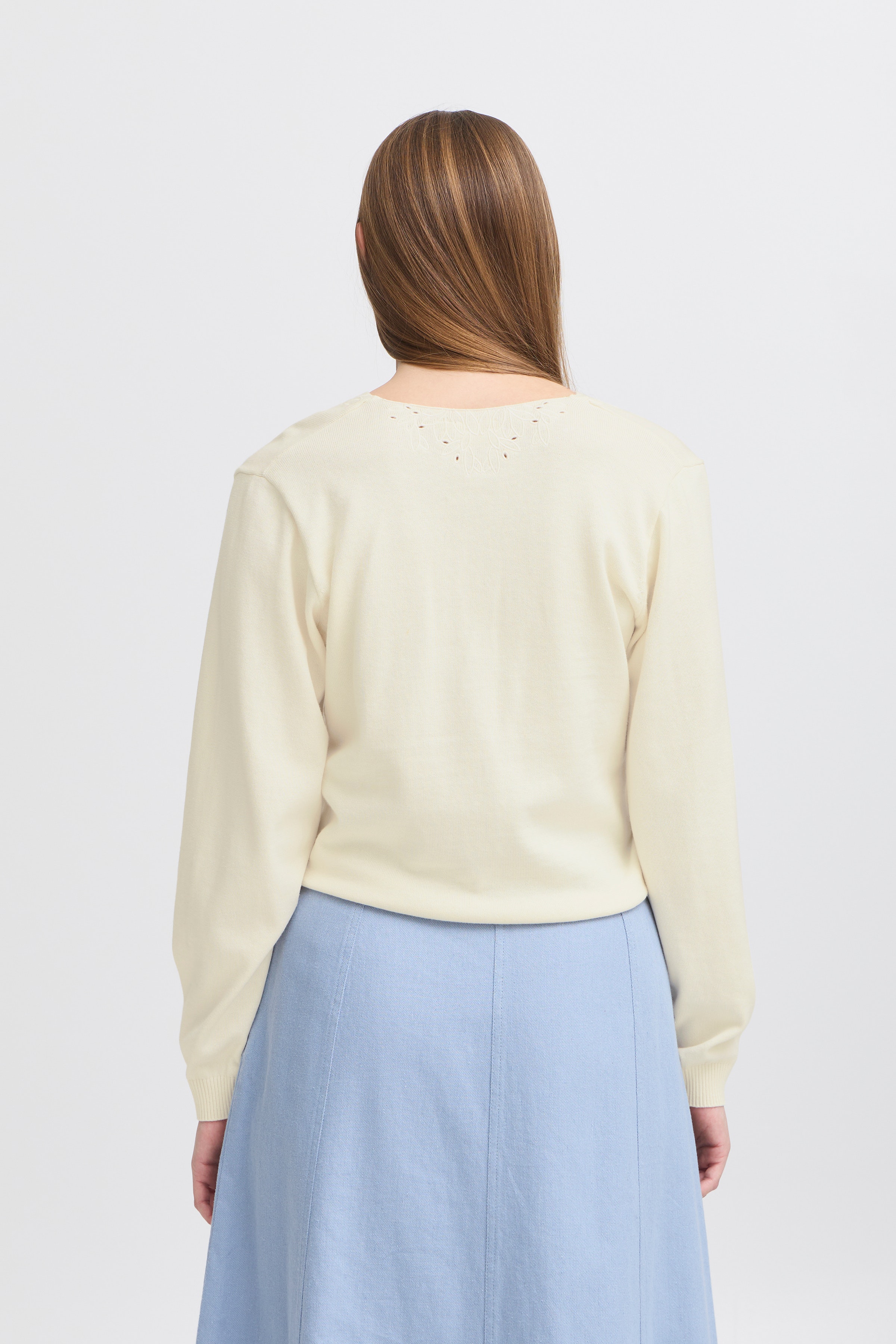 IRVIVE Cardigan LOOKBOOK BACK 20124110-130905