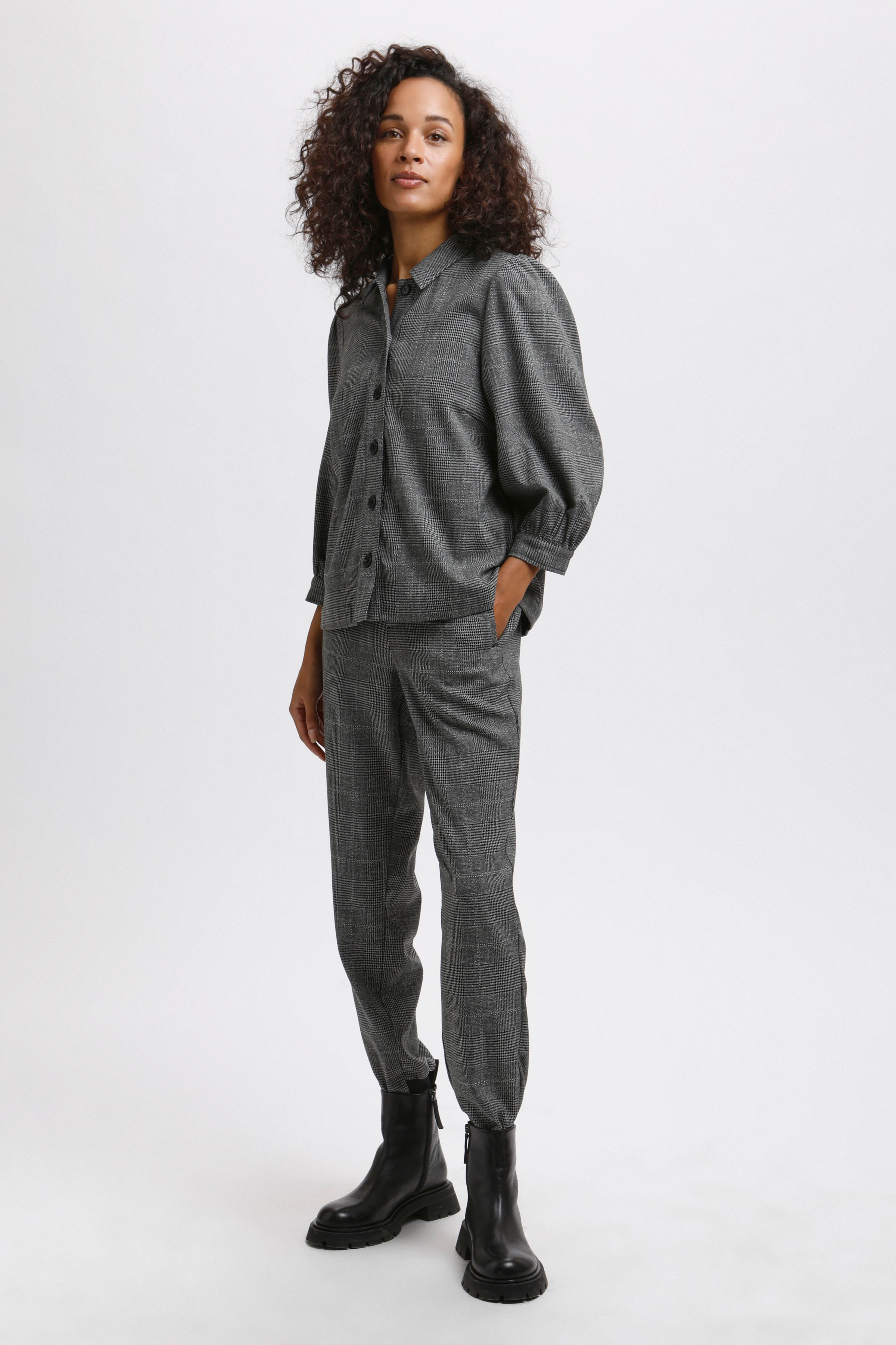 KAsistina Skjorte LOOKBOOK FRONT 10505738-101637