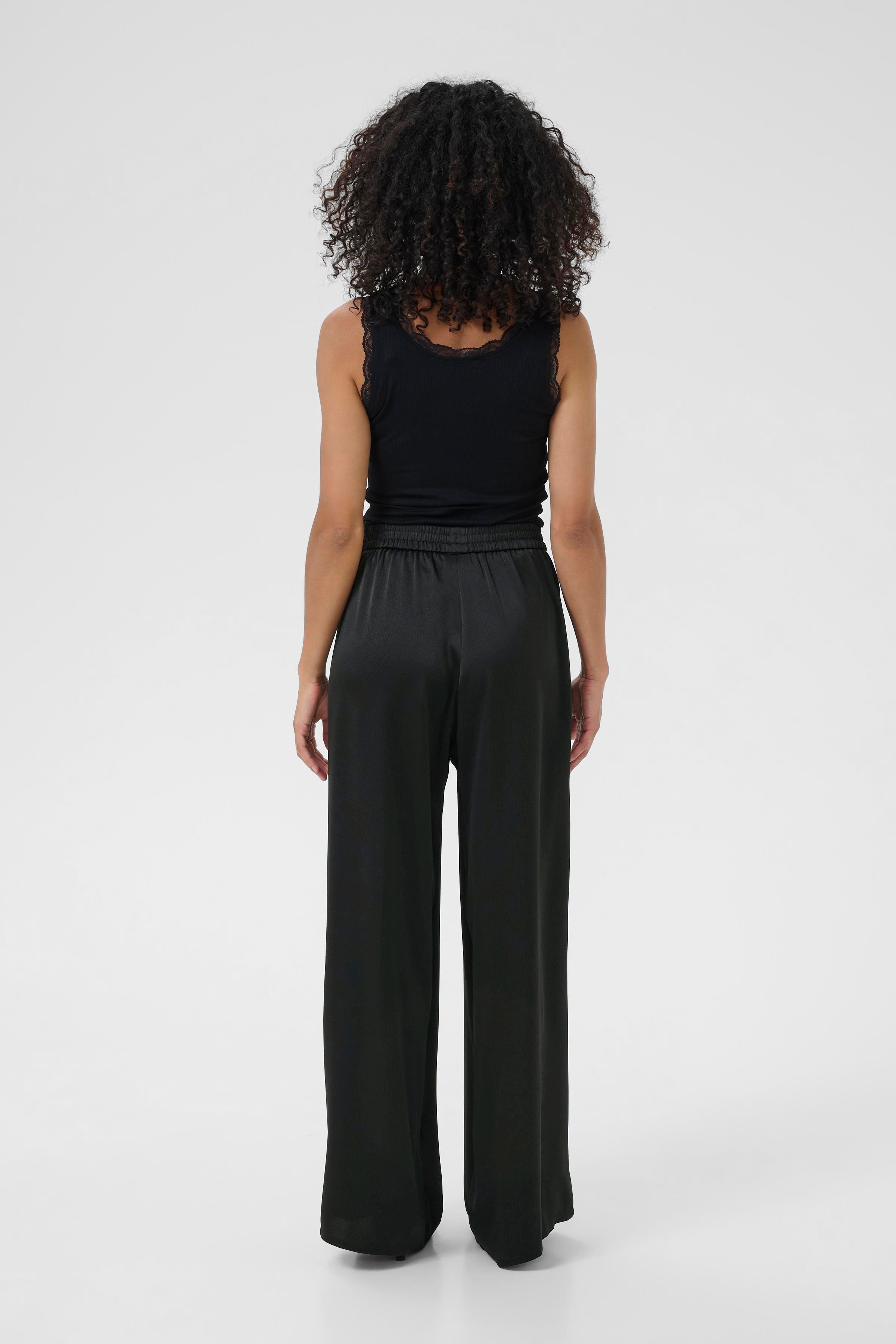 KAlotte Trousers LOOKBOOK BACK 10511059-100121