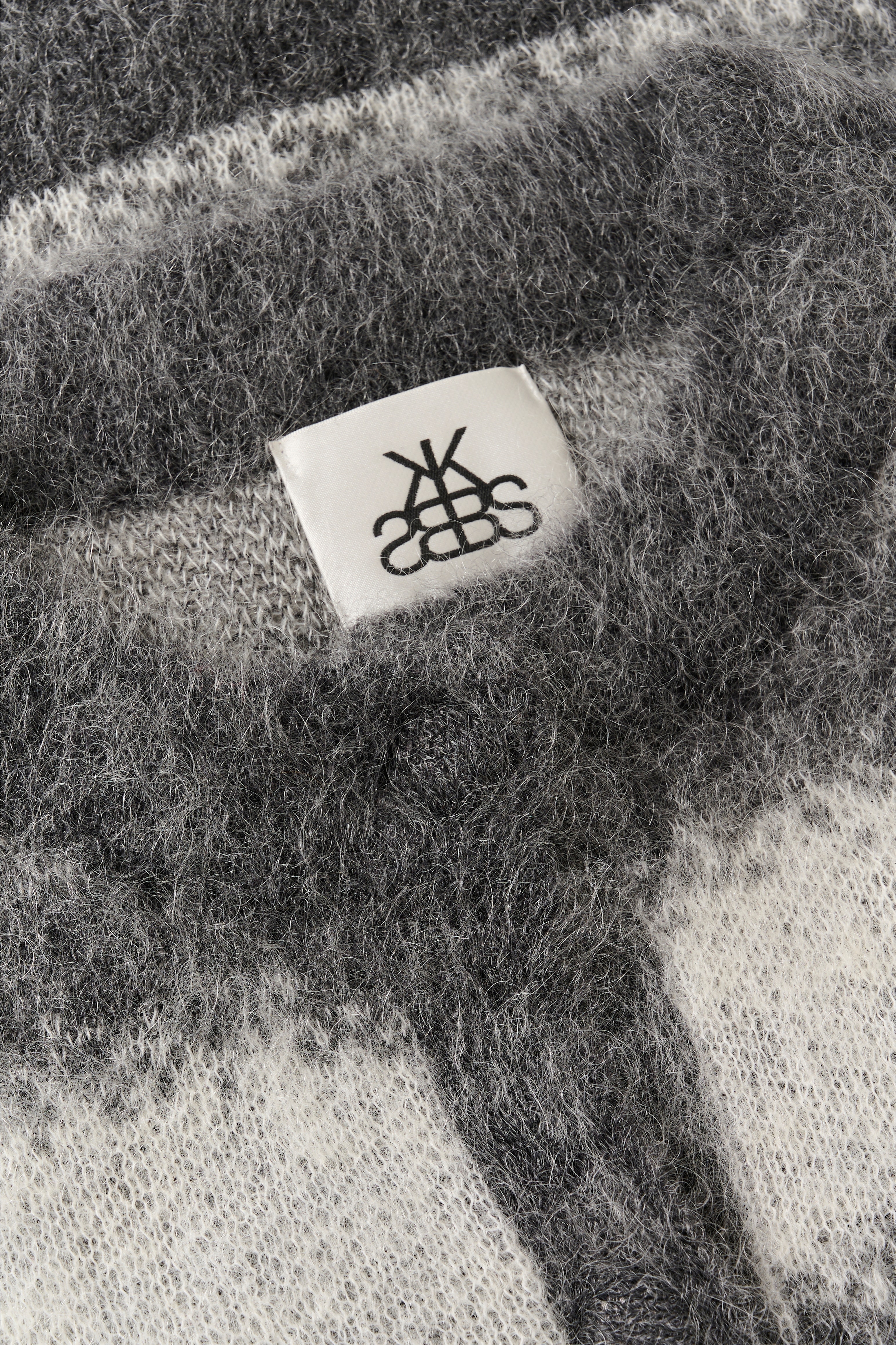 KBChase Cardigan PACK DETAIL 10105715-185206
