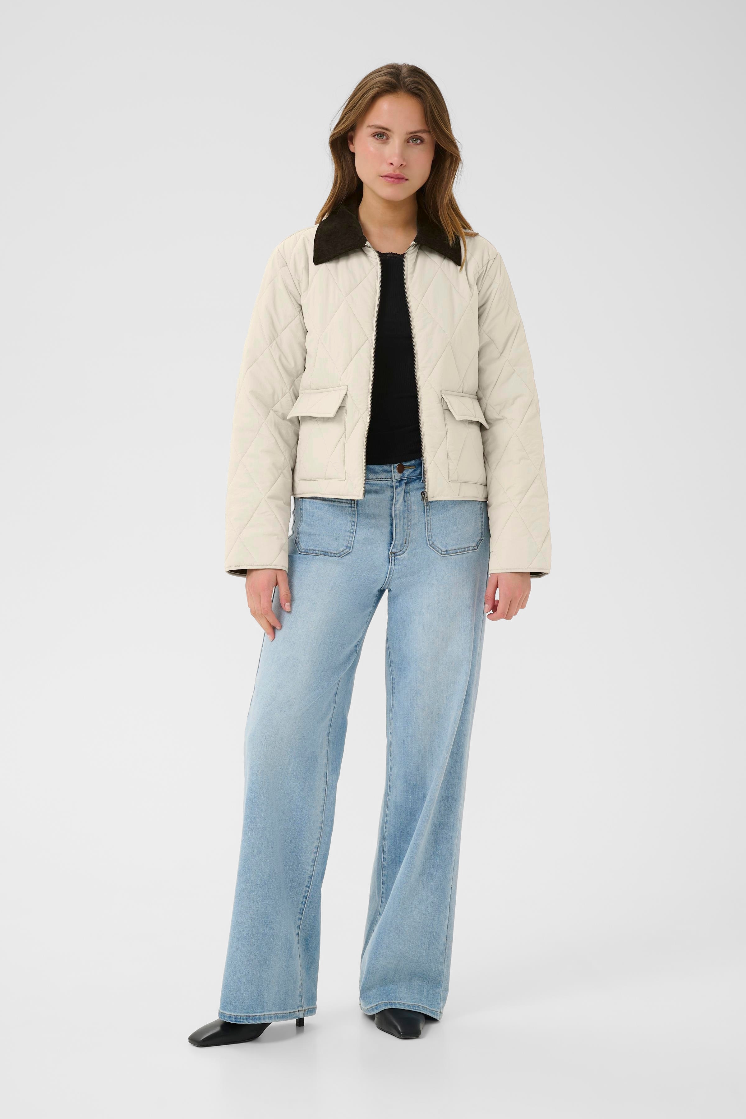 KAanneli Coat LOOKBOOK FRONT 10510278-151305
