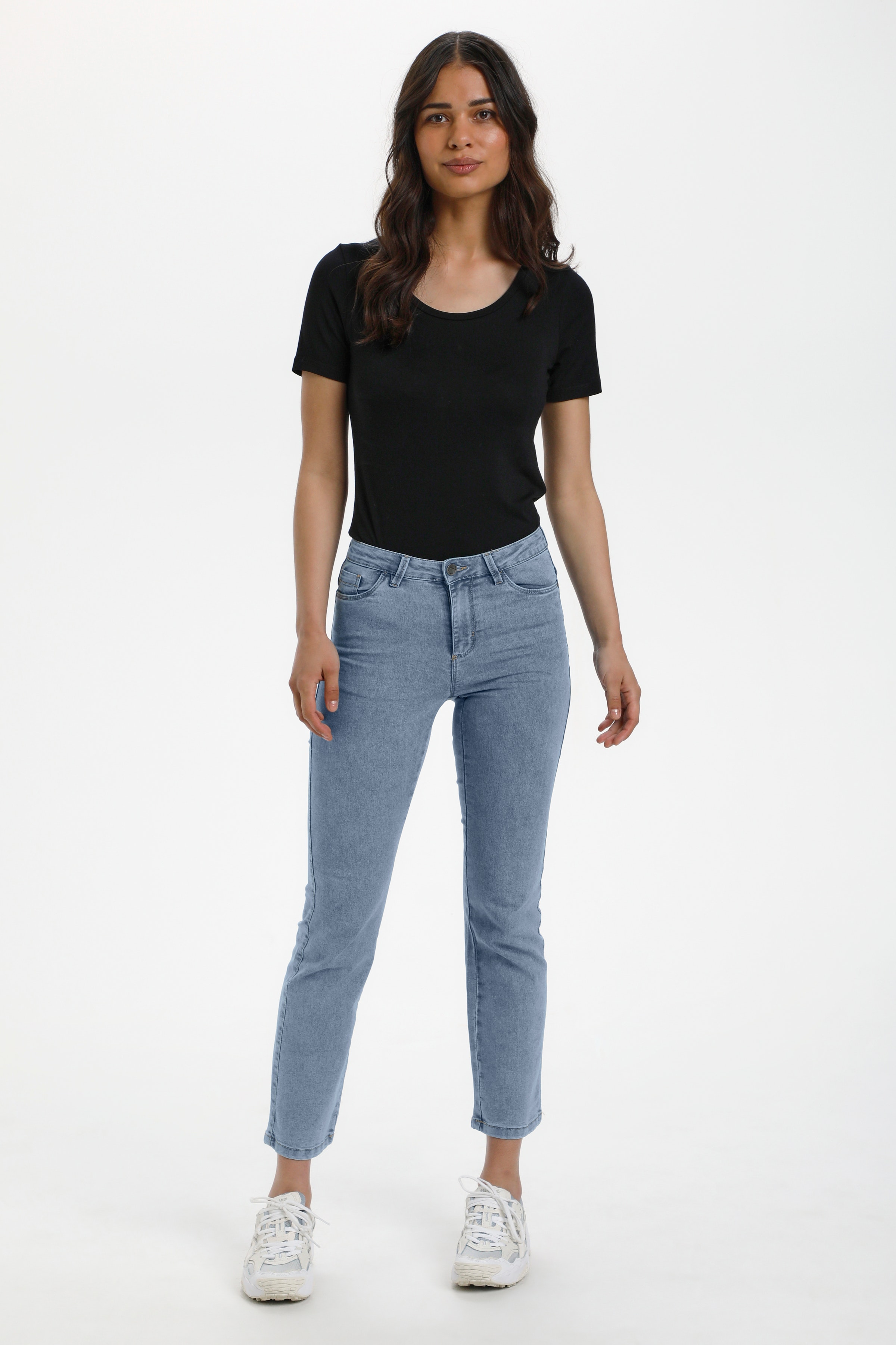 KAvicky Jeans LOOKBOOK FRONT 10504874-101012