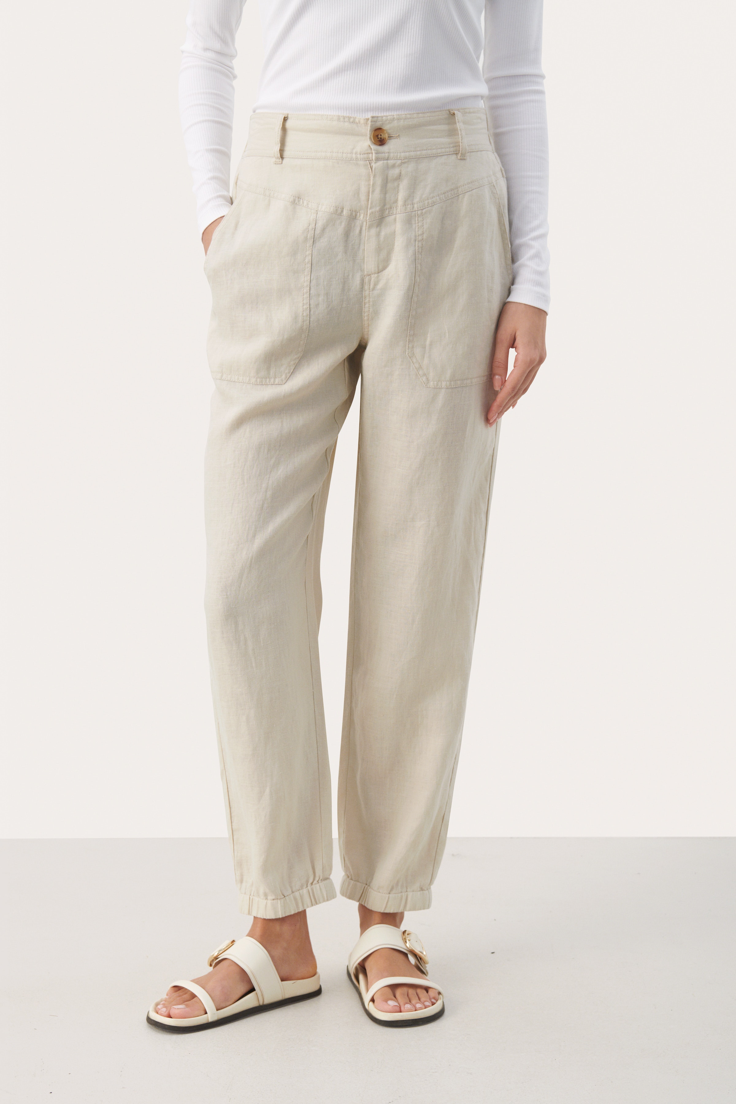 ShenasPW Linen trousers LOOKBOOK FRONT 30308509-130400