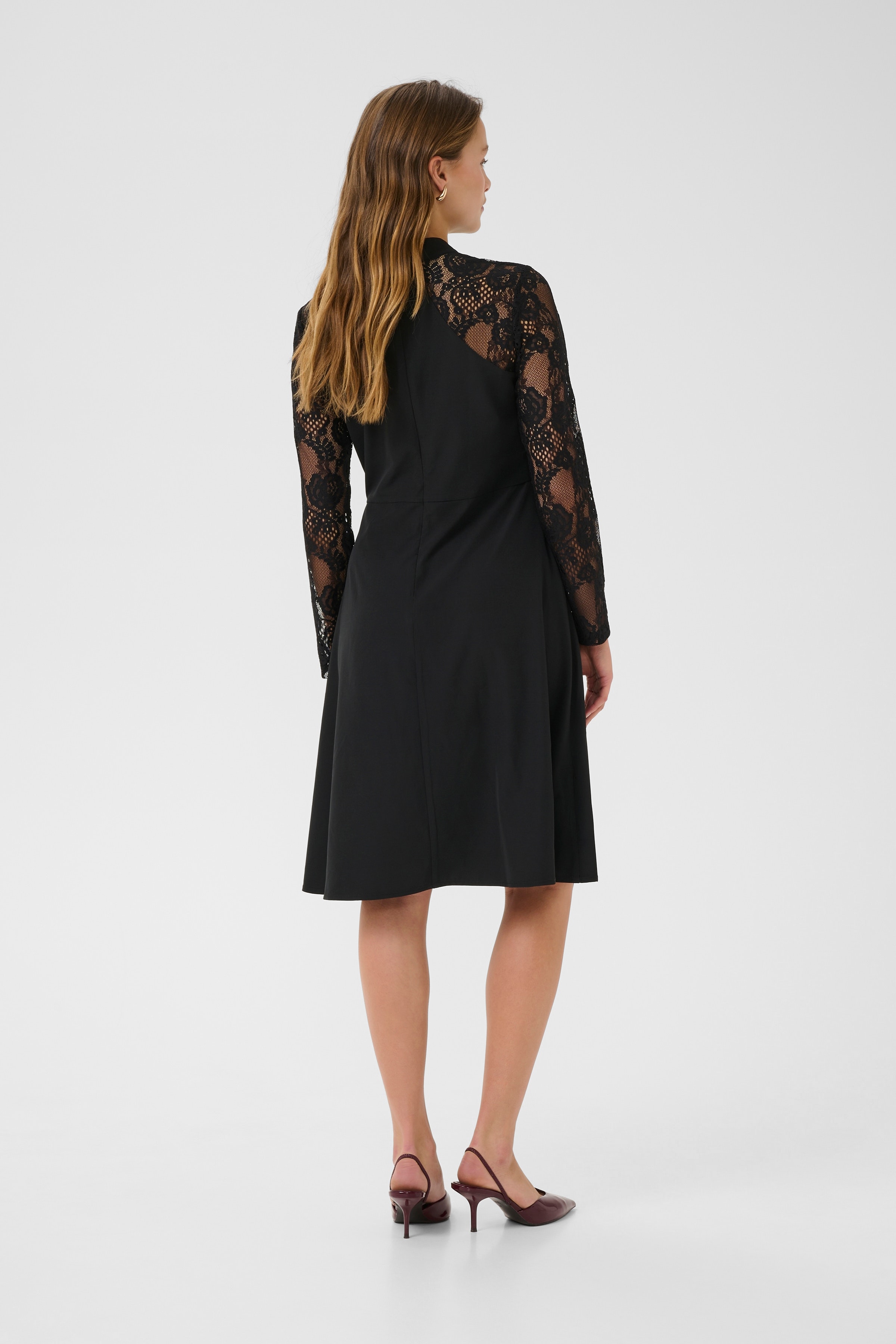 CUpiona Kjole LOOKBOOK BACK 50112655-500012
