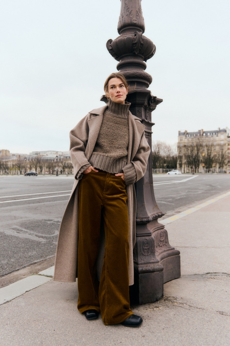 GuoIW Highneck Pullover LOCATION NONE 30110937-1813041