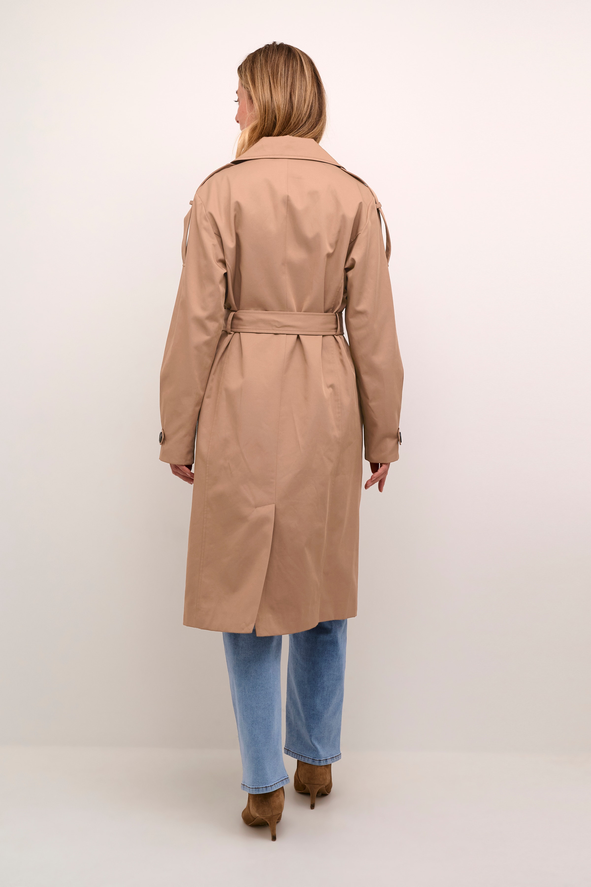 CRRea Trenchcoat LOOKBOOK BACK 10613178-171324