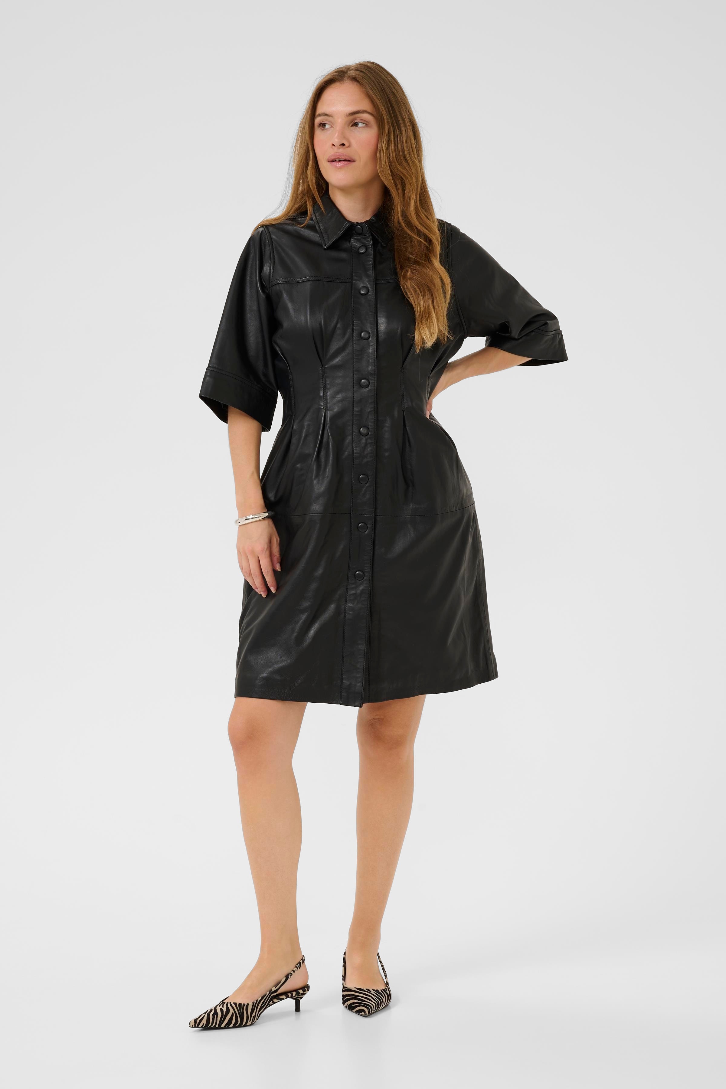 CUlima Kjole i læder LOOKBOOK FRONT 50112350-500012