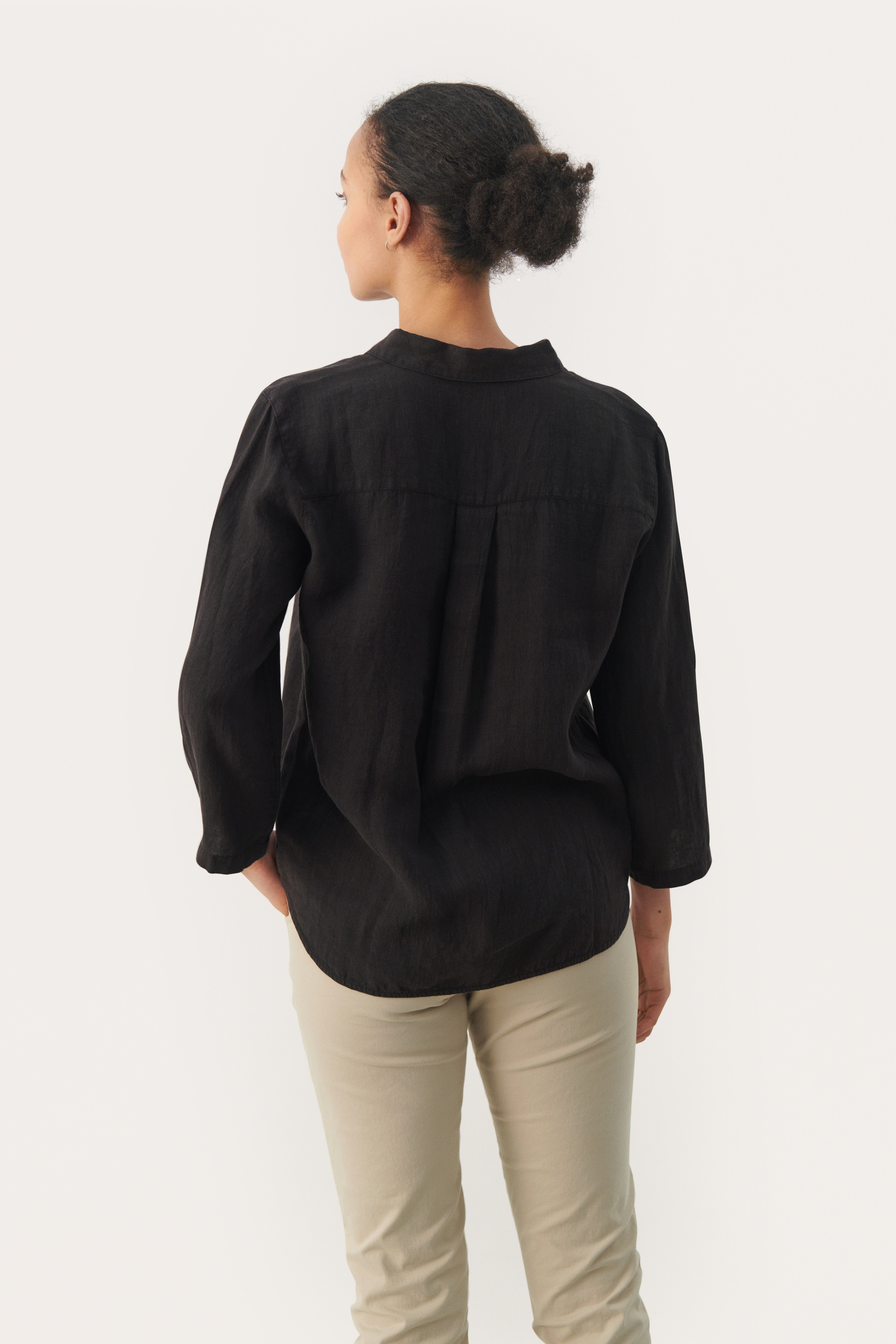 CindiePW Shirt LOOKBOOK BACK 30308976-194008