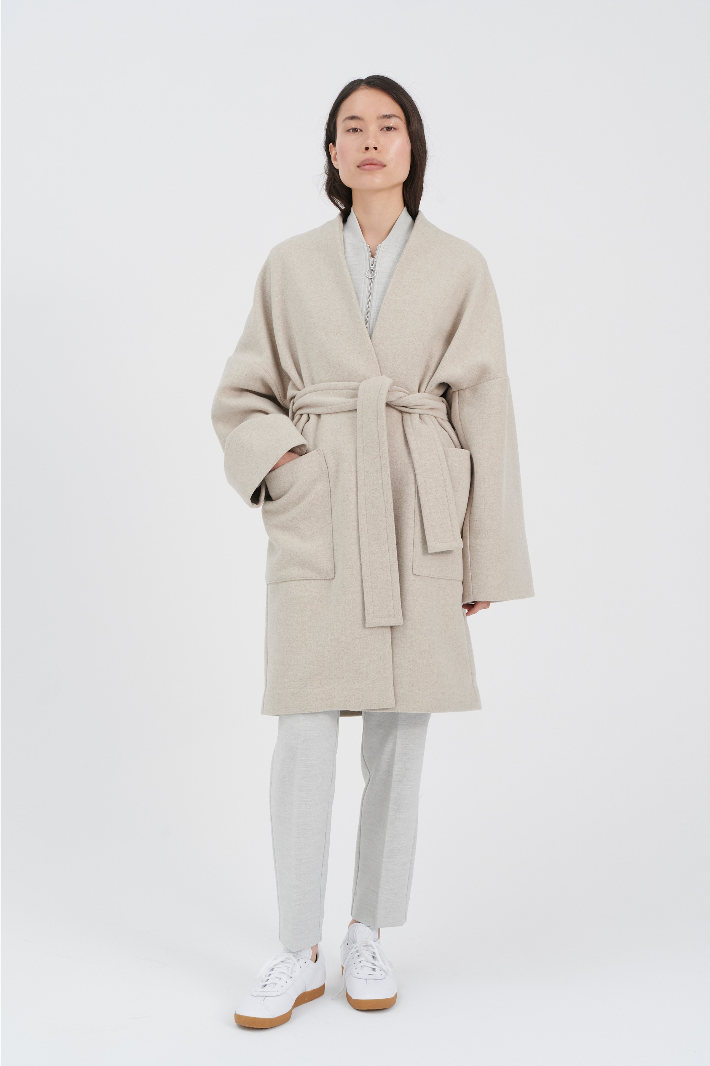 OaklieIW Jas LOOKBOOK FRONT 30106885-300597