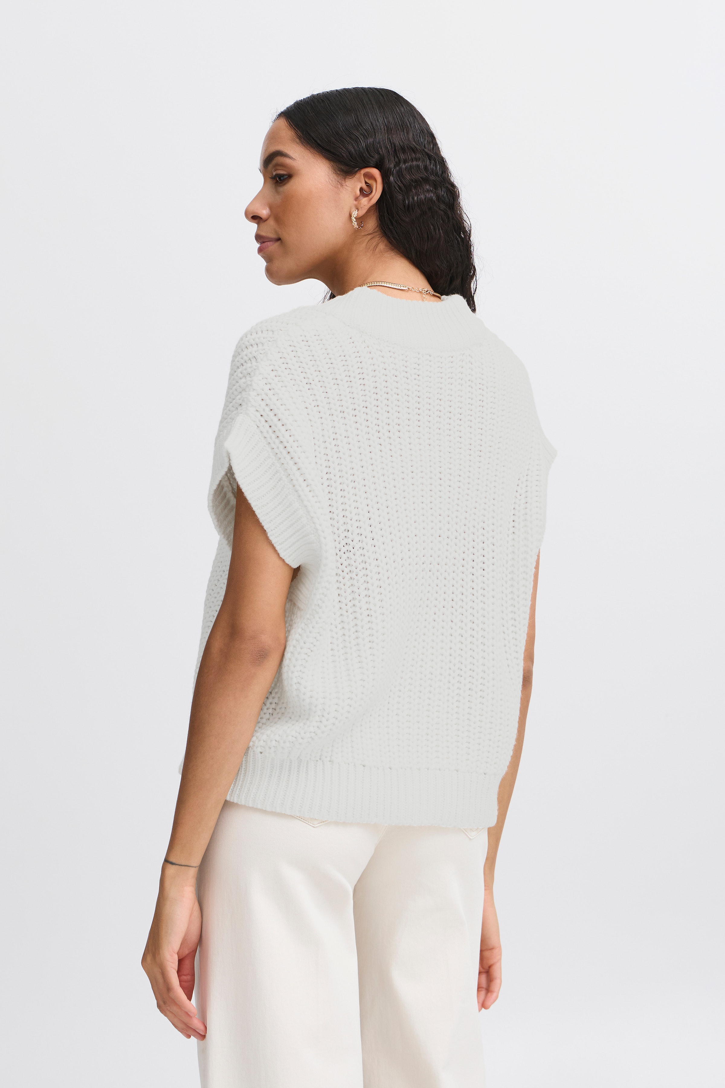 BYOTINKA Vest LOOKBOOK FRONT 20815276-114300