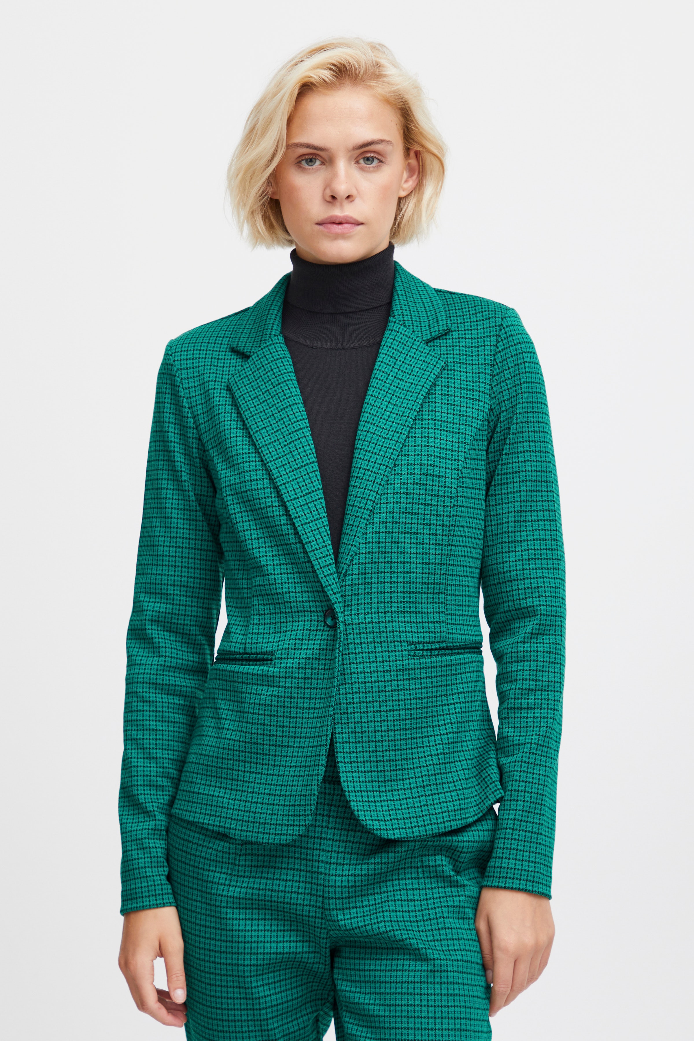 IHKATE Blazer LOOKBOOK FRONT 20115716-185424