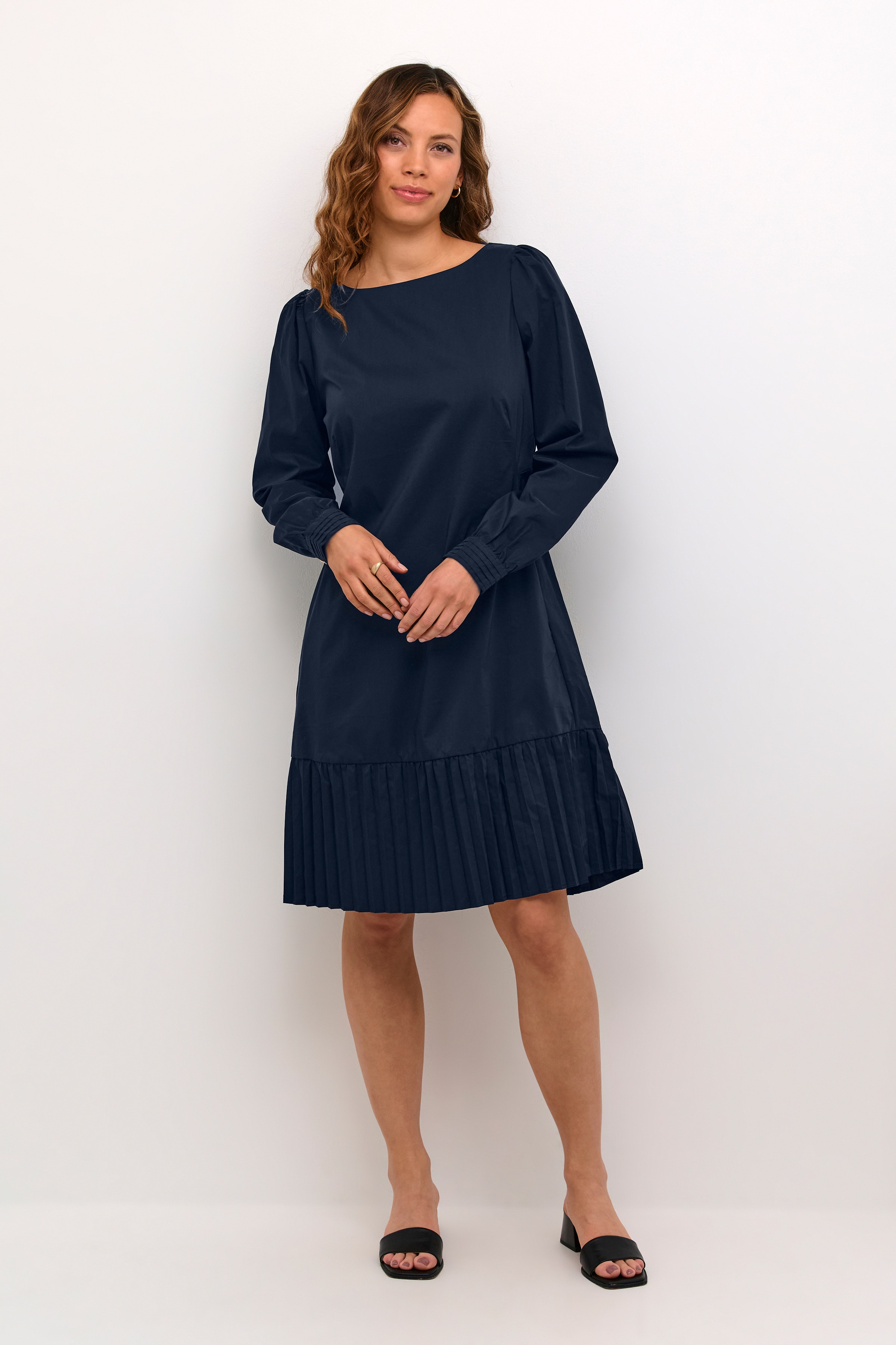 CUbeate Kjole LOOKBOOK FRONT 50111419-193921