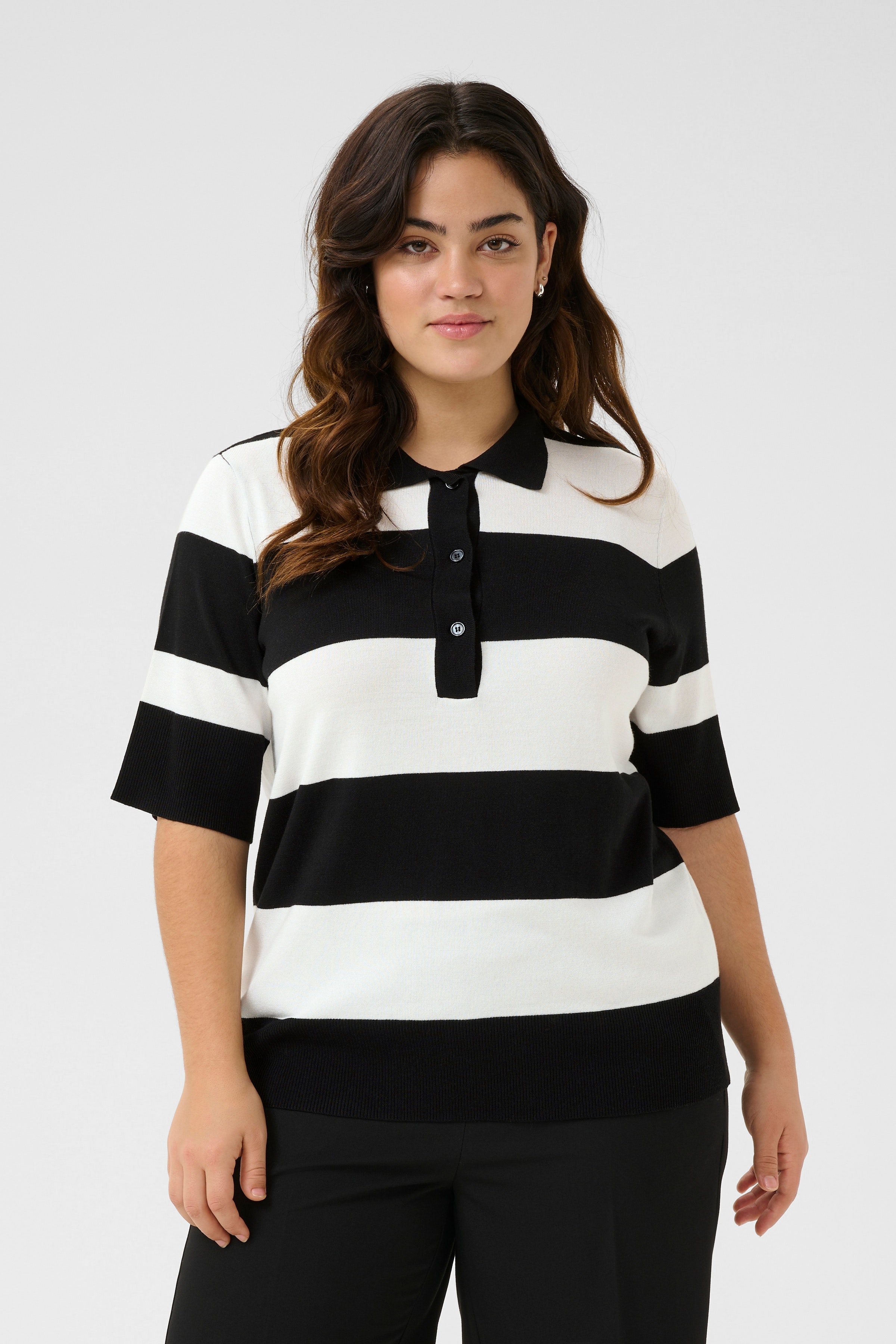 KClizzy Poloshirt LOOKBOOK FRONT 10583275-107437