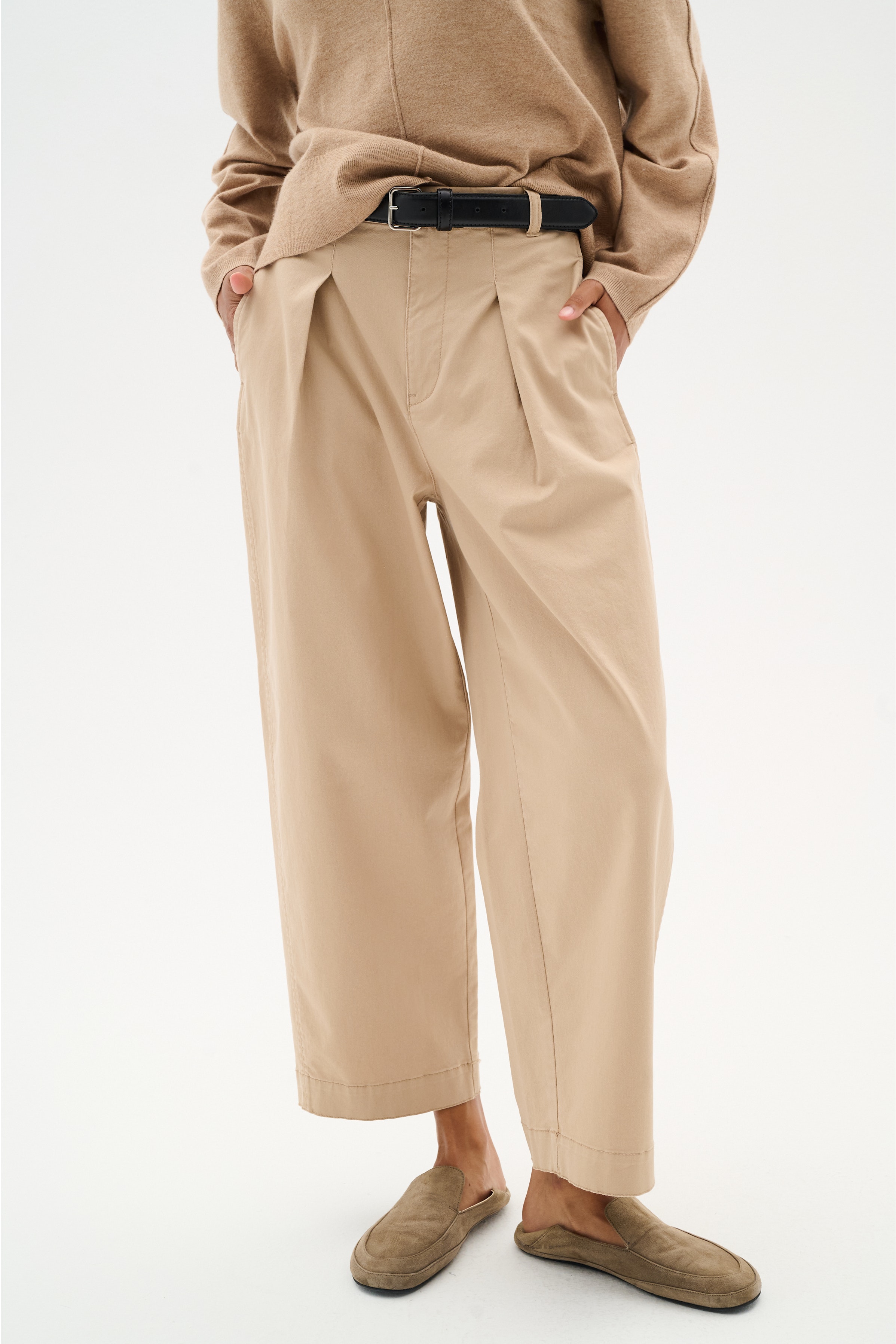 SinikkaIW Byxor LOOKBOOK FRONT 30110164-151020