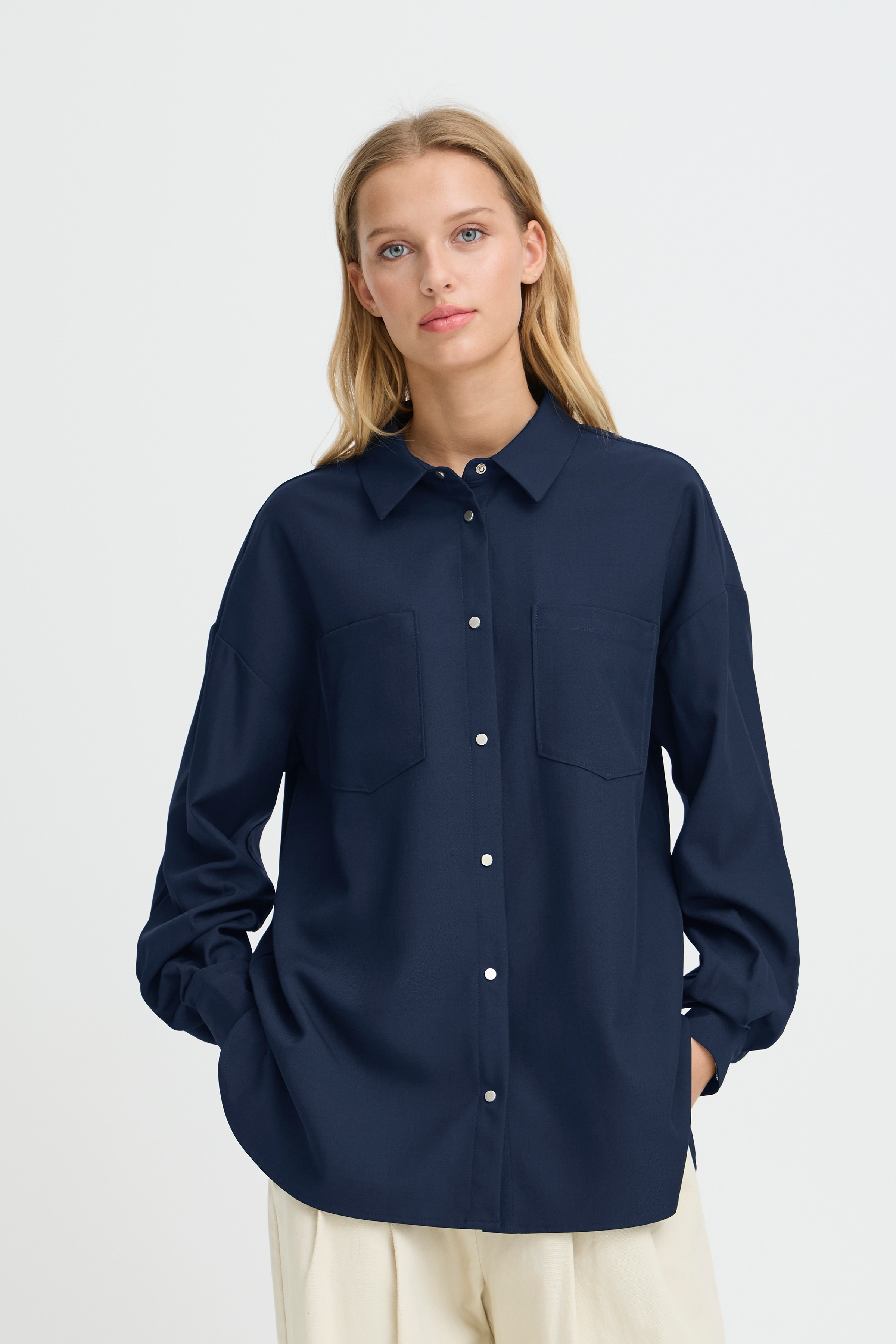 IHERINA Hemd LOOKBOOK FRONT 20125030-194013