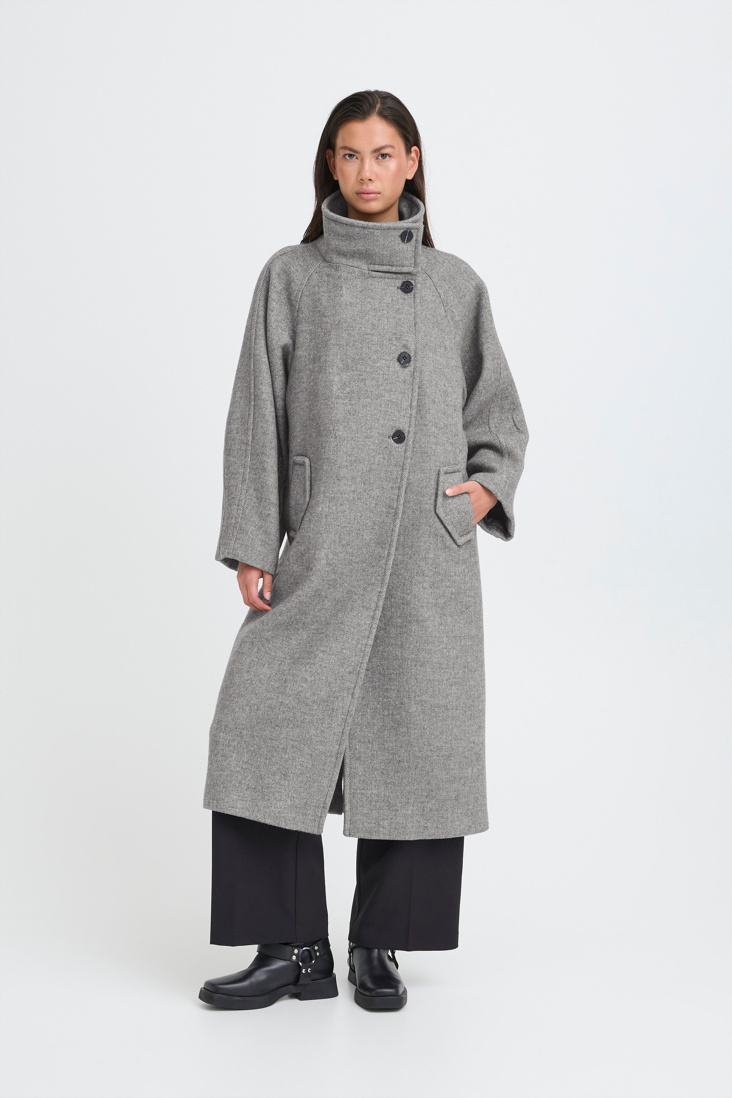 IHGAZIVA Yttertøy LOOKBOOK FRONT 20123112-200318