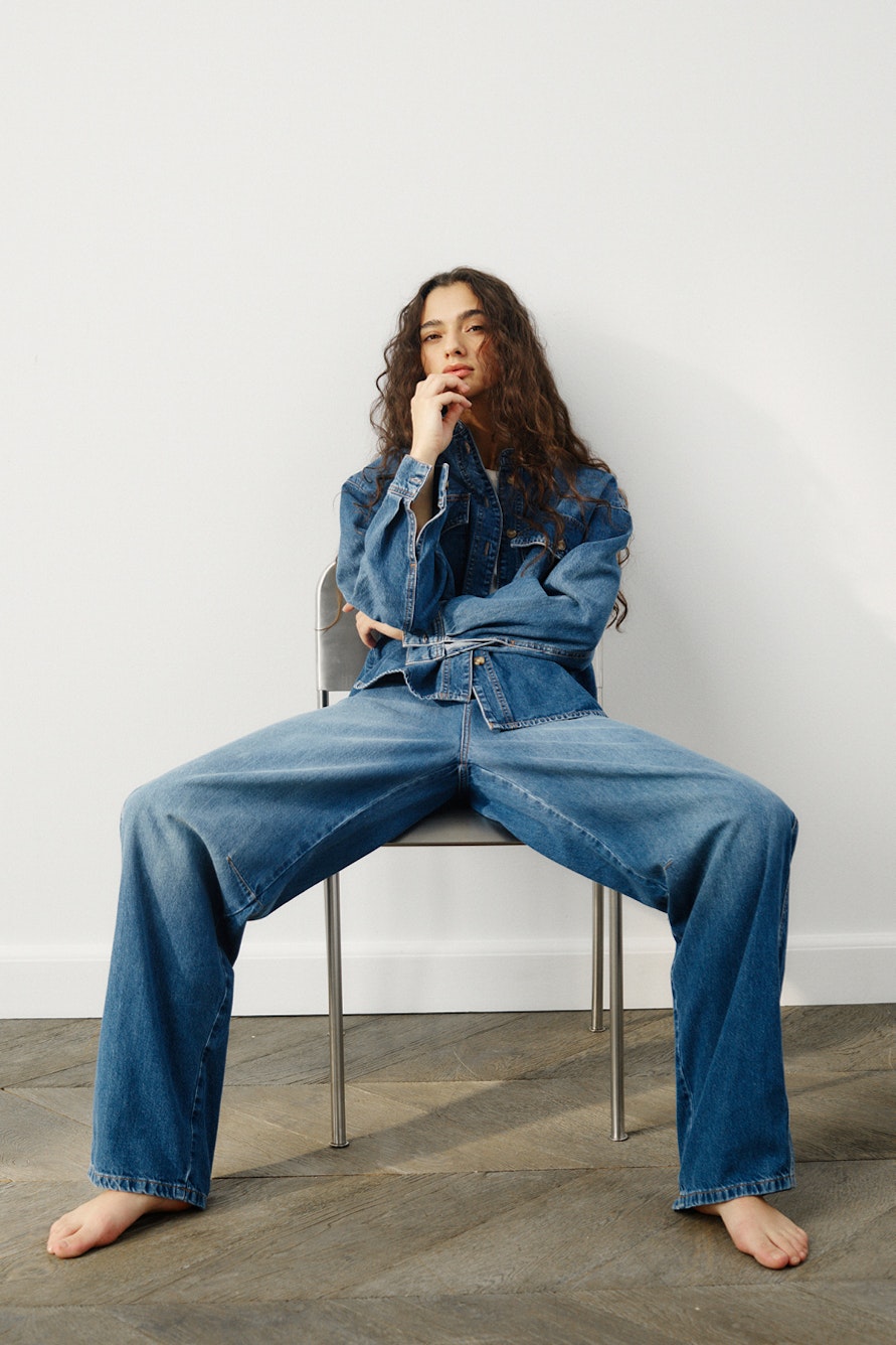 NaavaIW Barrel Jeans LOCATION NONE 30110841-300325