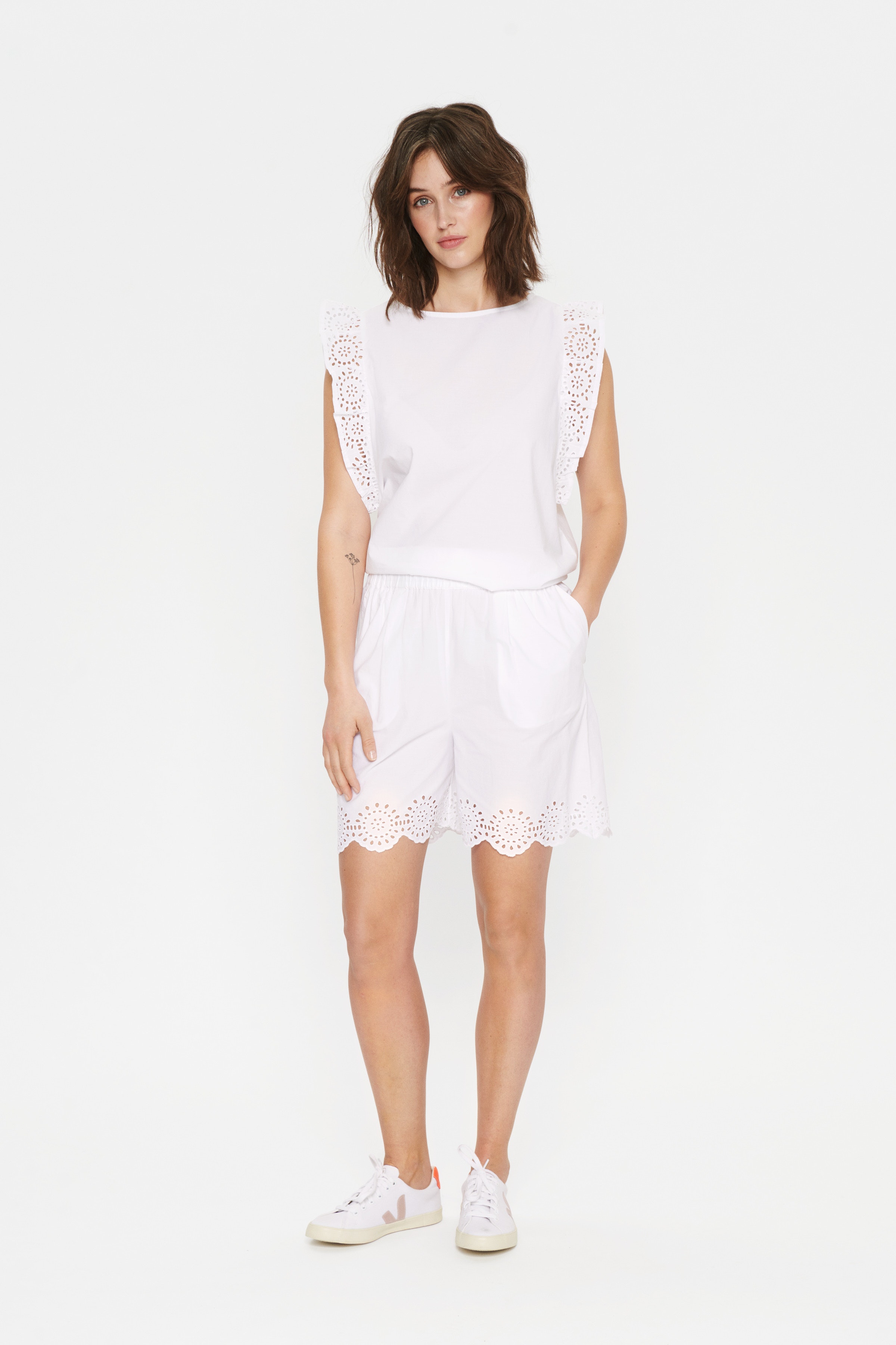 MirandaSZ Shorts LOOKBOOK FRONT 30511896-110601