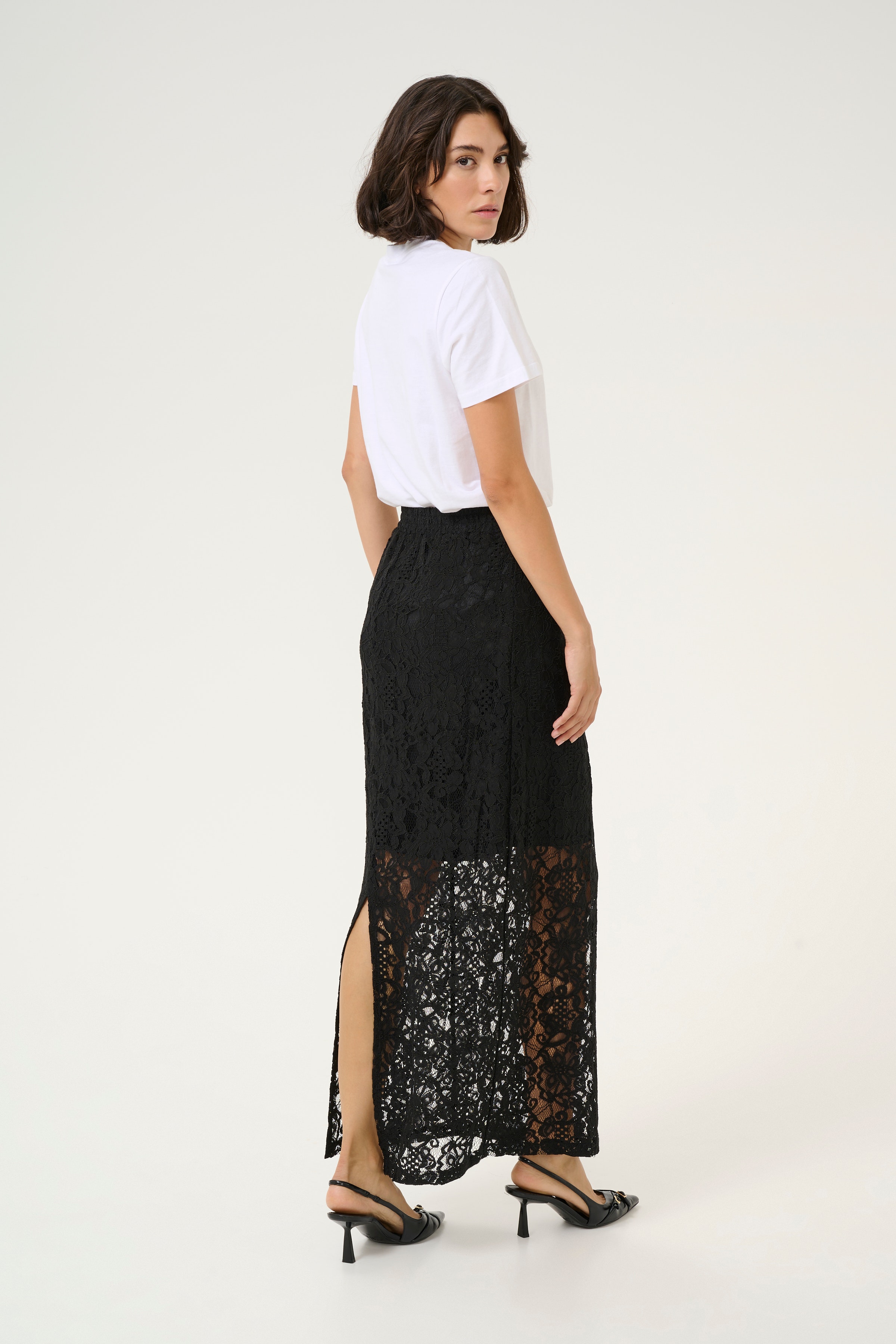 KAlanice Lace skirt
 LOOKBOOK BACK 10552372-100121