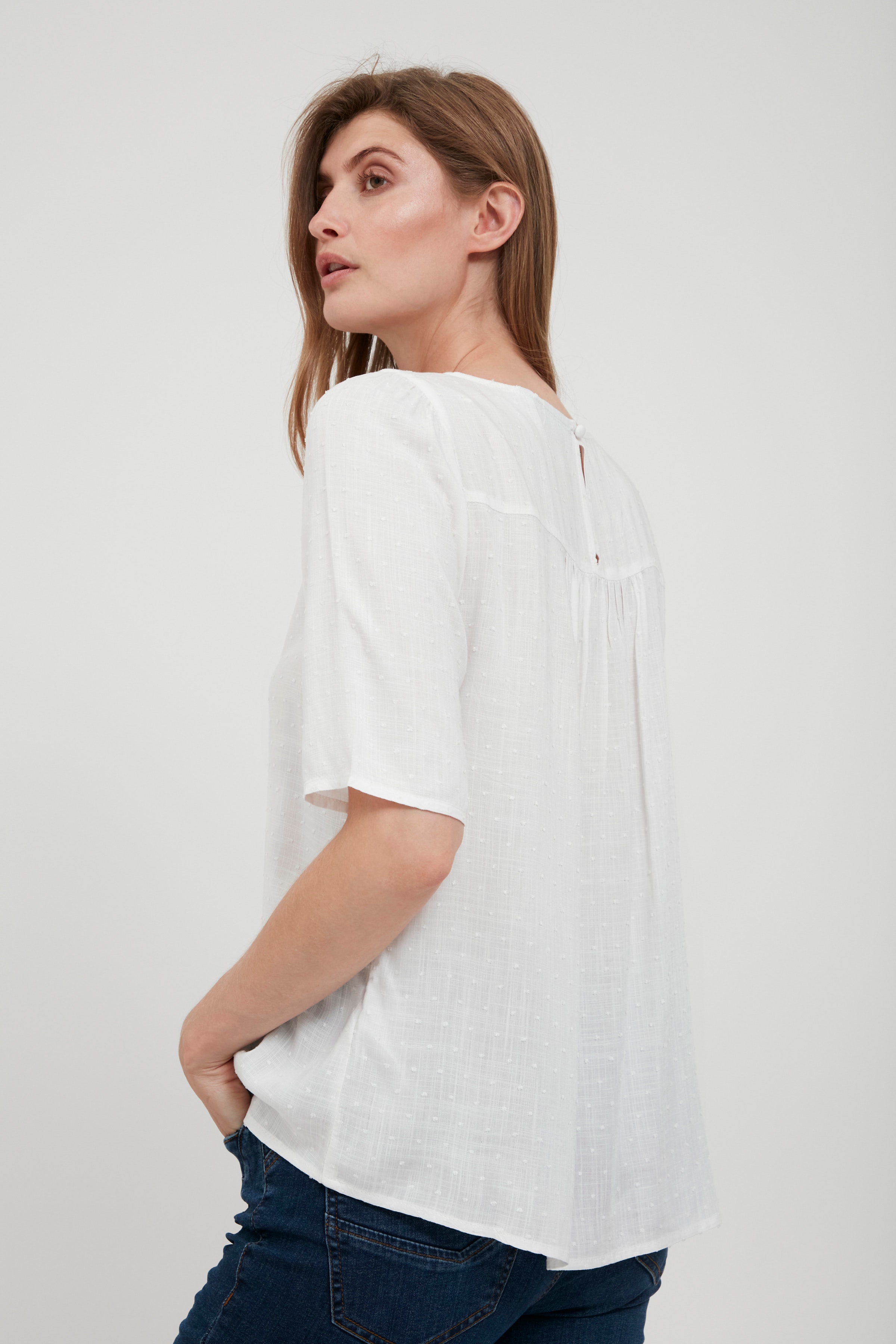 Kortærmet bluse LOOKBOOK FRONT 20609829-110602
