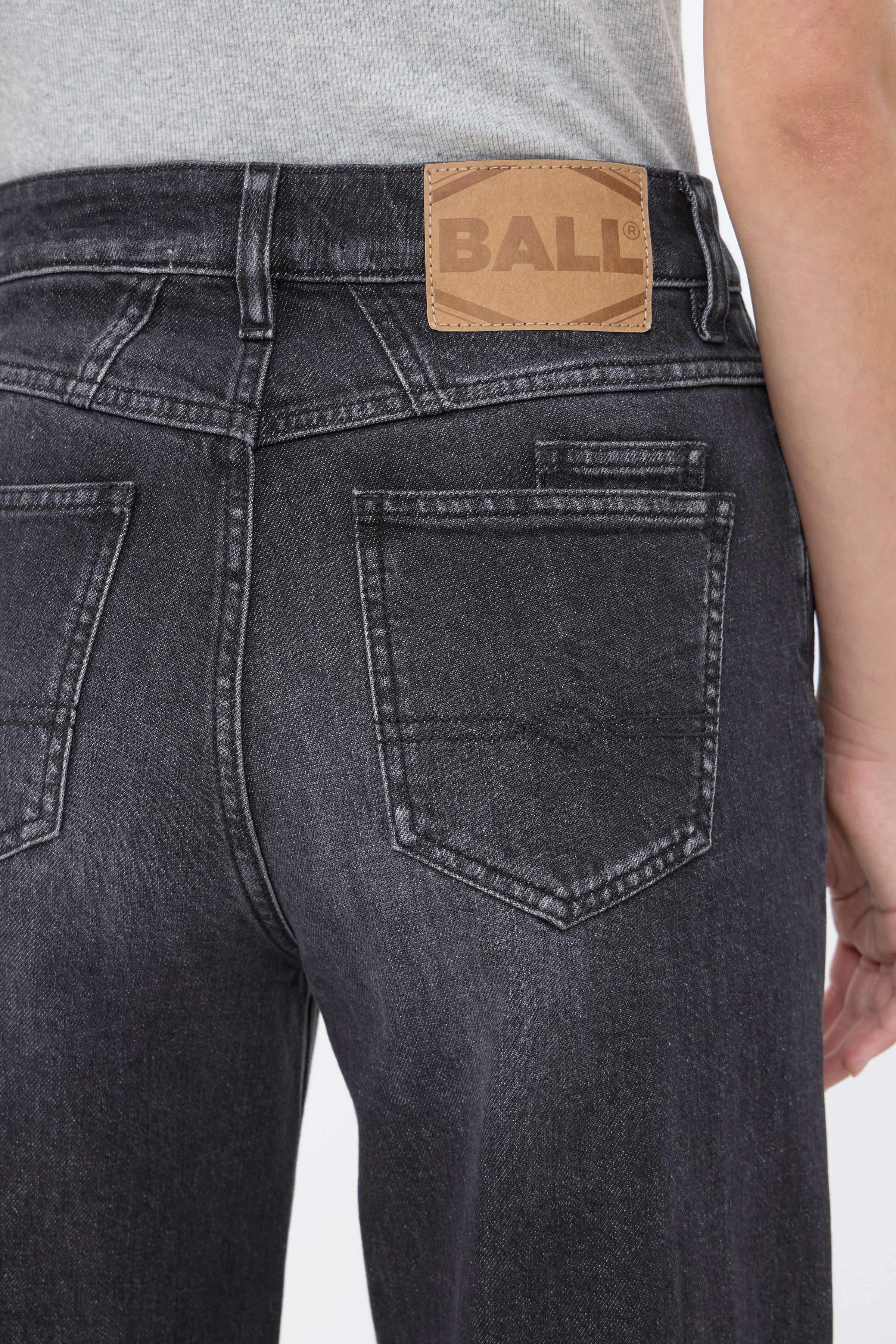 BAALDO Jeans LOOKBOOK DETAIL 50405075-204030