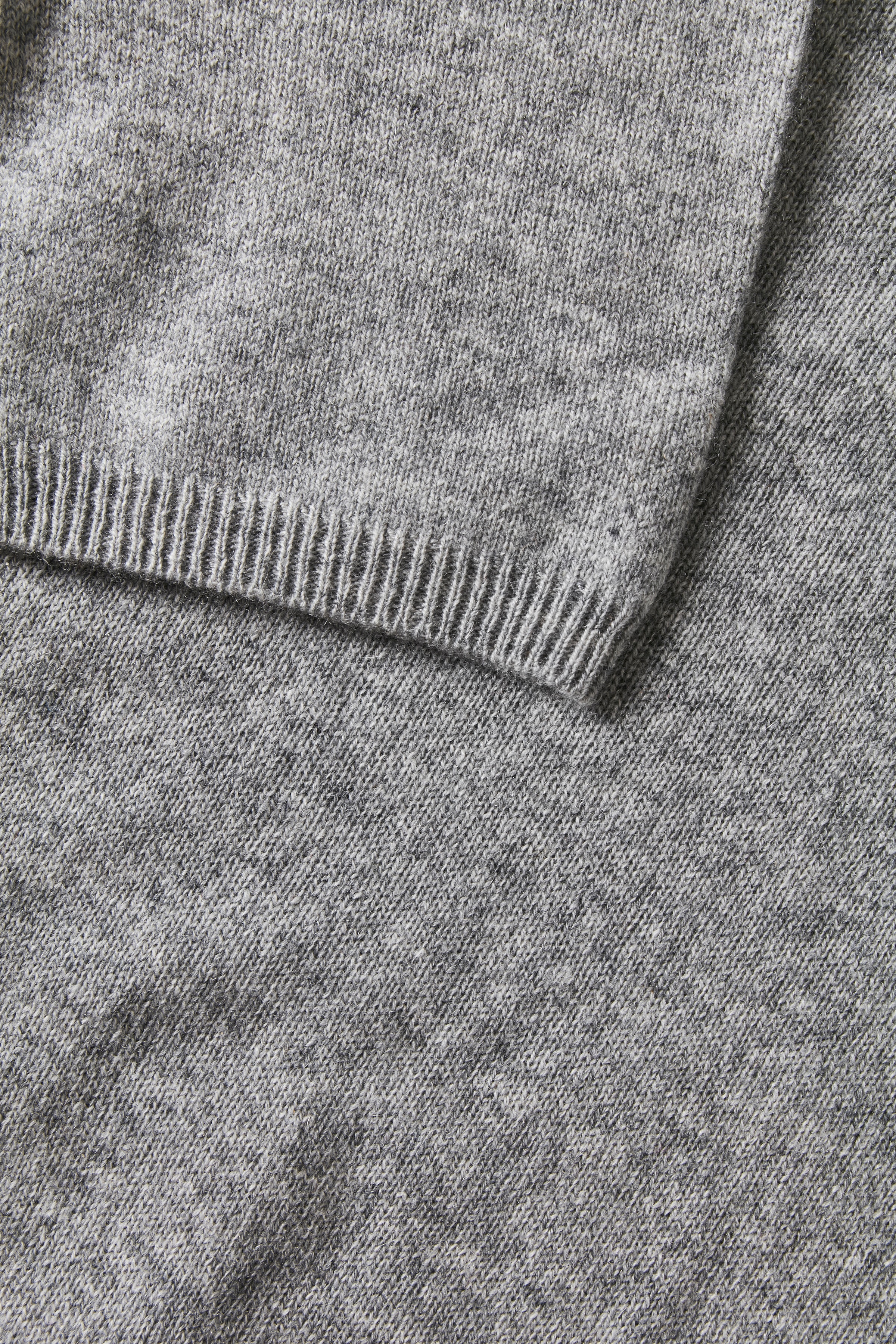 EverlottePW Pullover PACK DETAIL 30305571-1715001