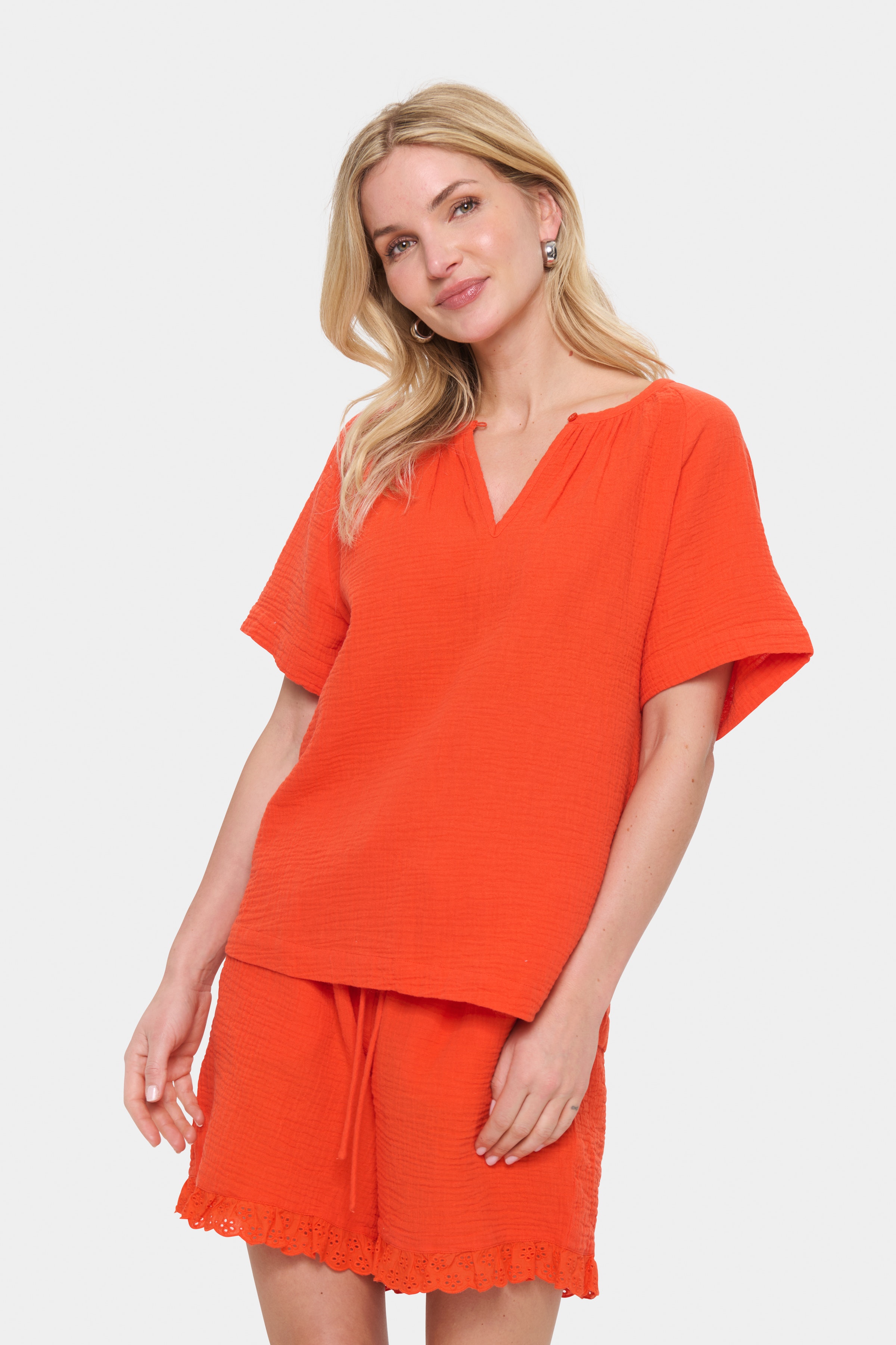 KatinaSZ Blus LOOKBOOK FRONT 30514206-181564