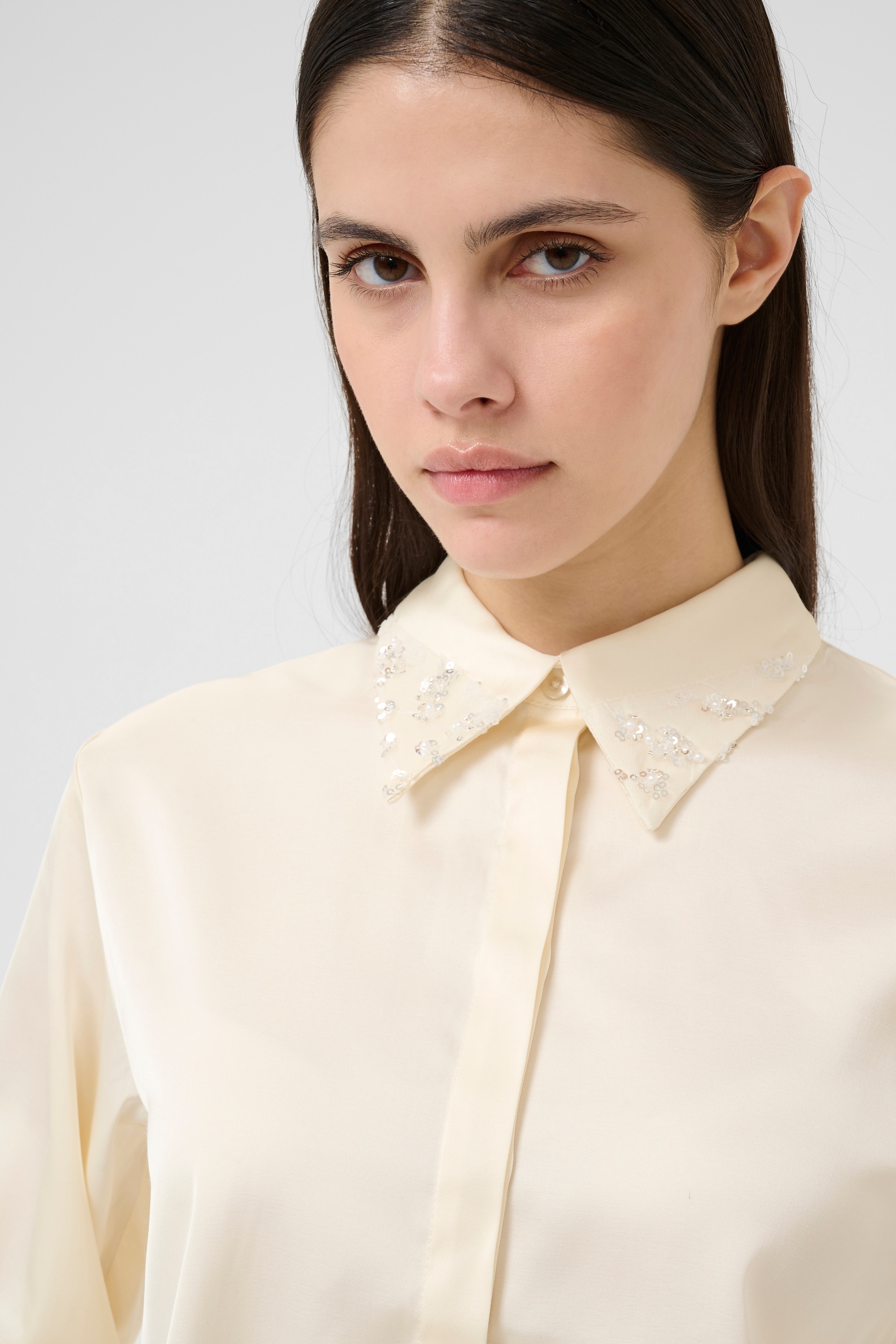 KBCarmen Shirt LOOKBOOK DETAIL 10105733-110103