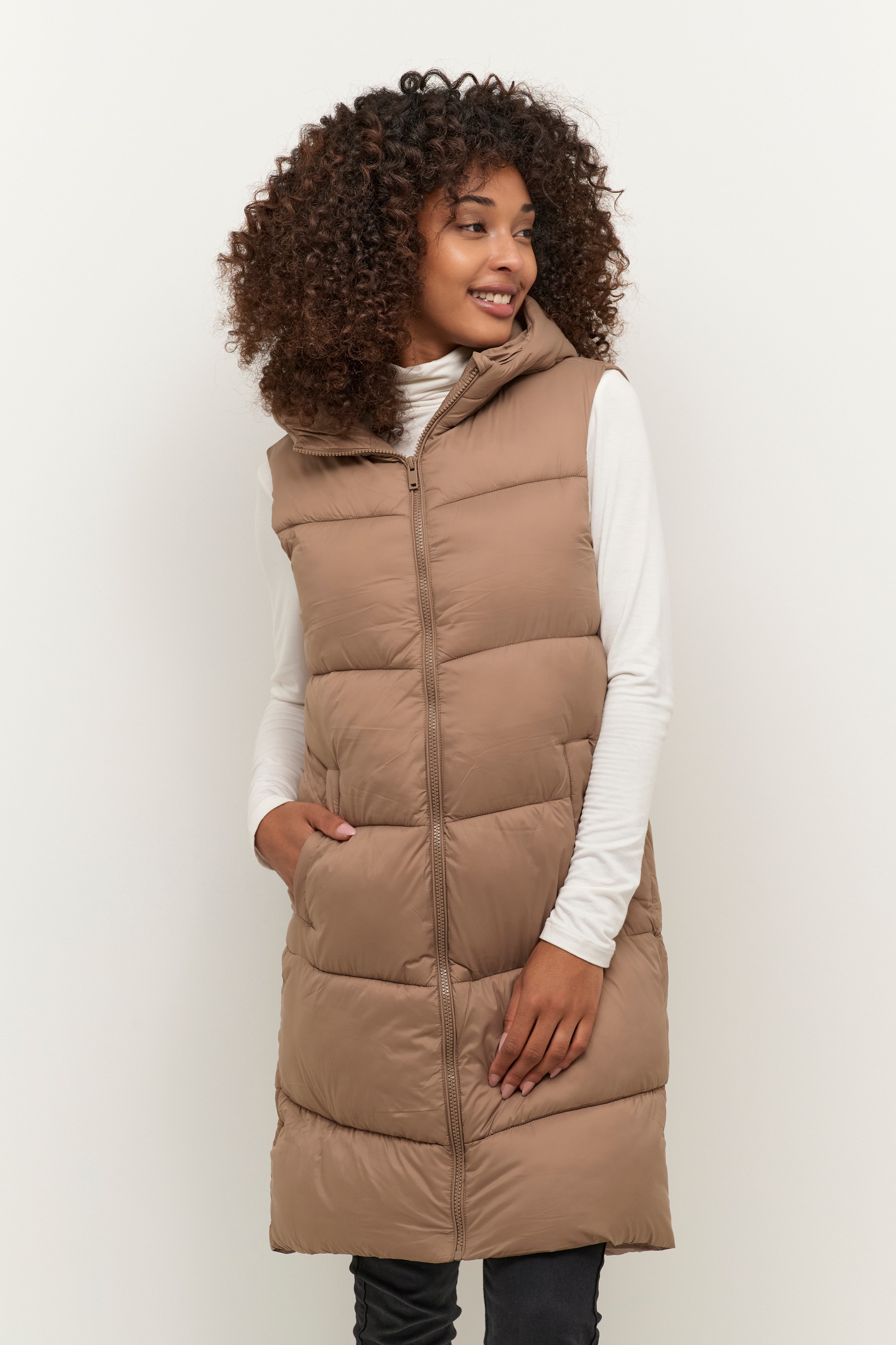 CRLora Varm vest LOOKBOOK FRONT 10610949-171316