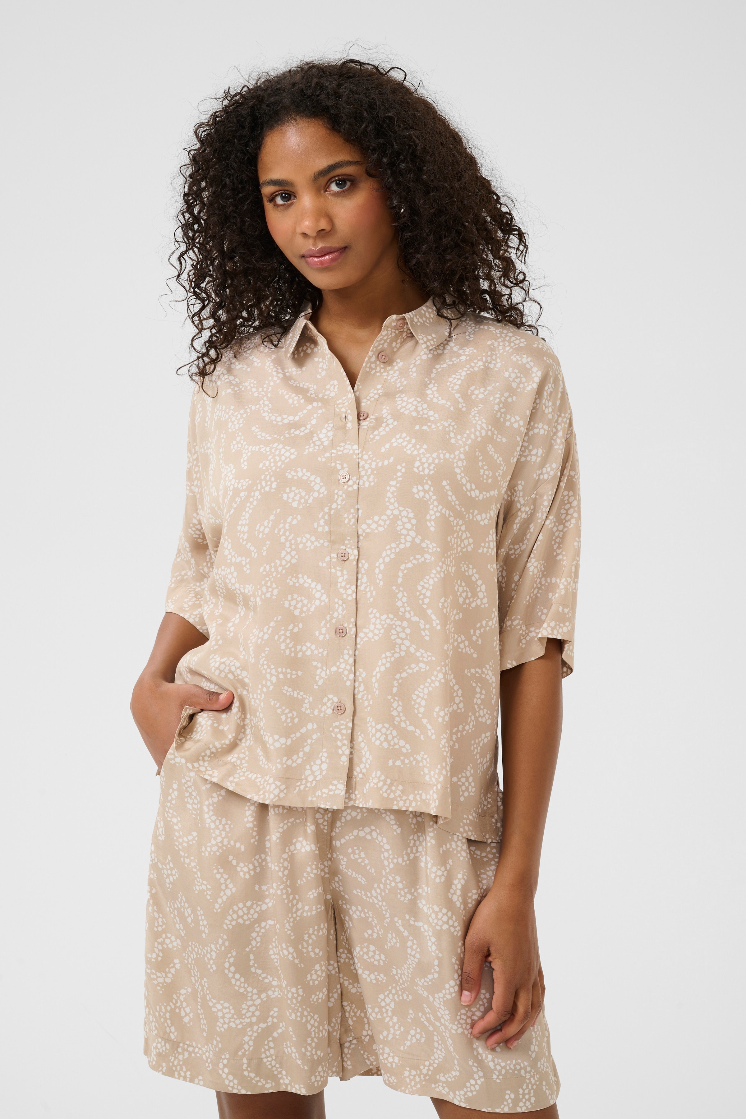 KAbarton Skjorta LOOKBOOK FRONT 10509914-108281