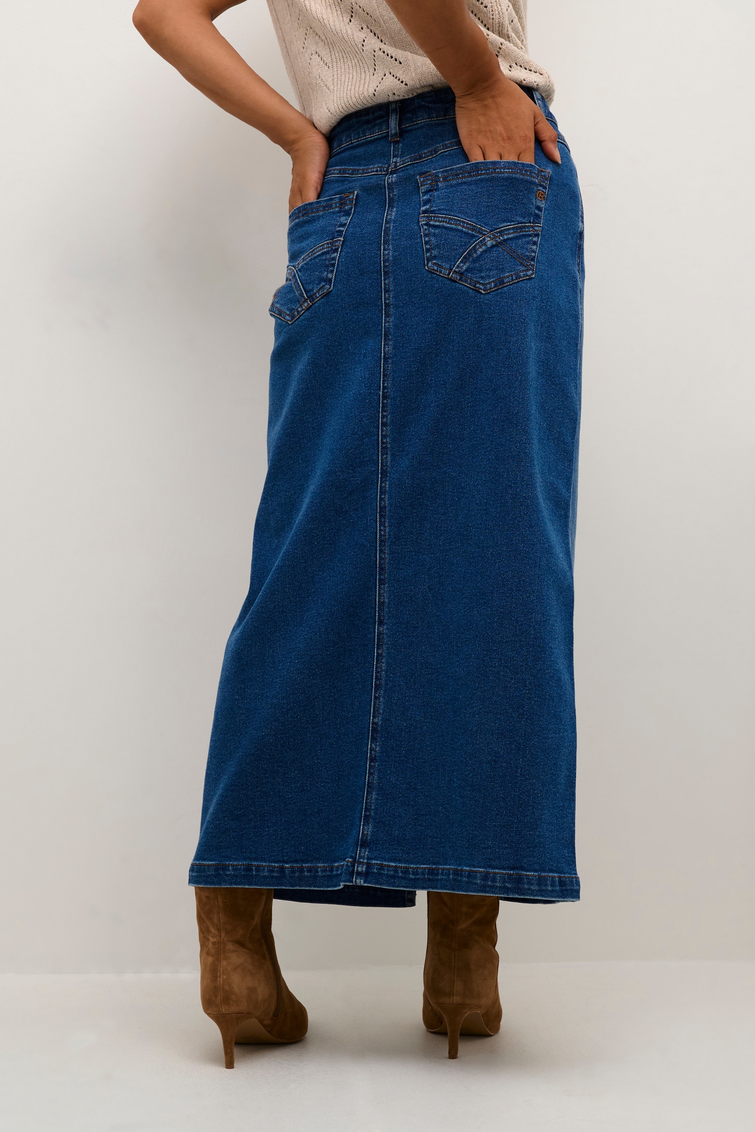 CREbba Denim skirt LOOKBOOK BACK 10612261-105701